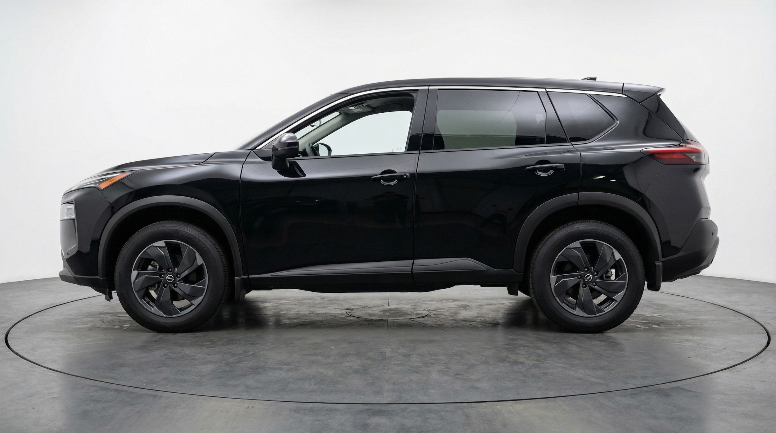 Thumbnail: 2025 Nissan Rogue - 4