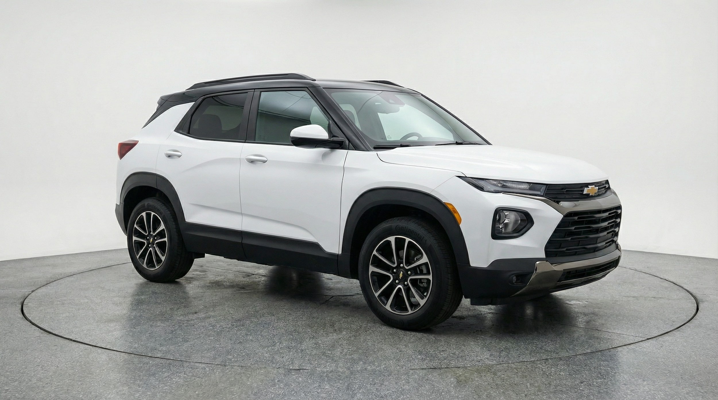 Thumbnail: 2025 Chevrolet TrailBlazer - 1