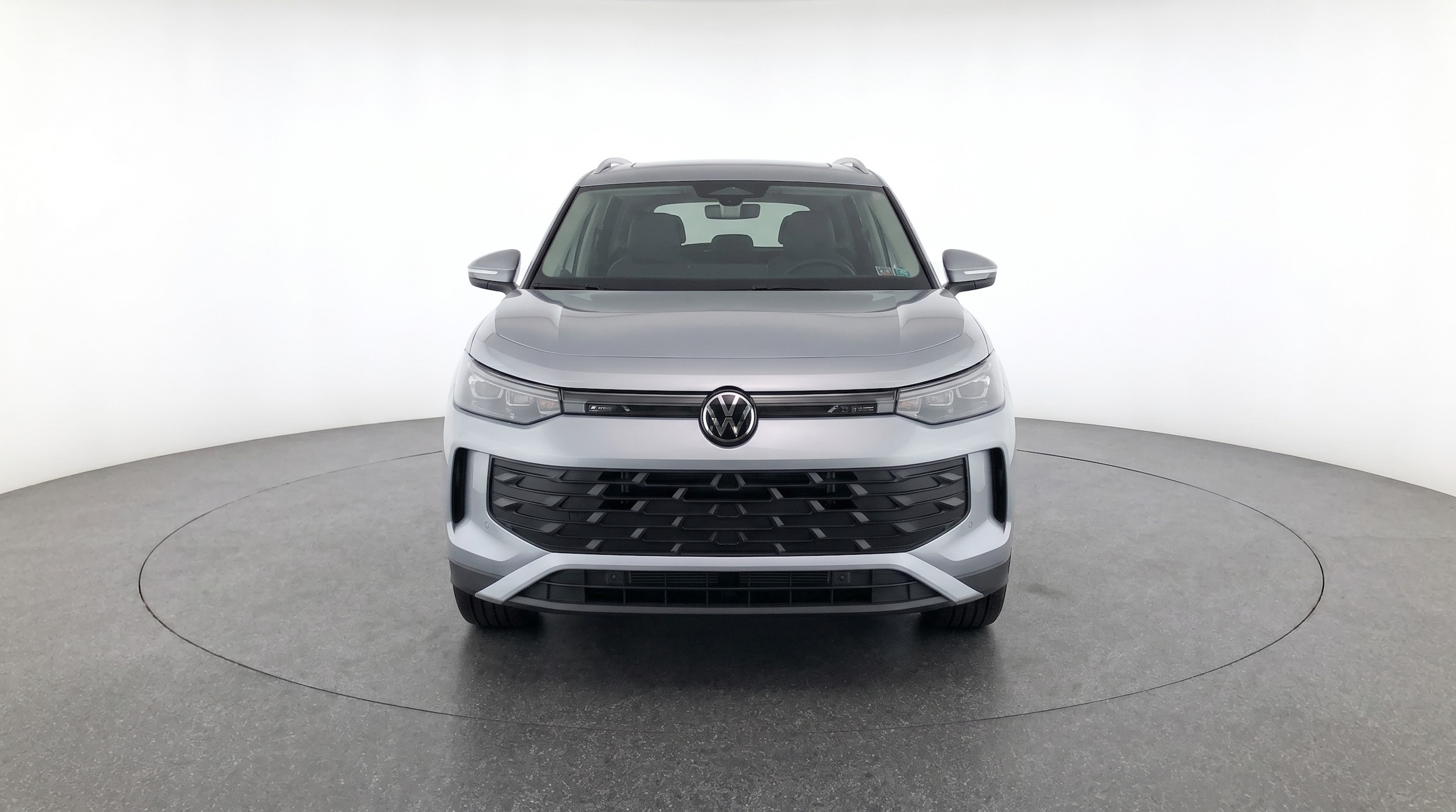 Thumbnail: 2026 Volkswagen Tiguan - 2