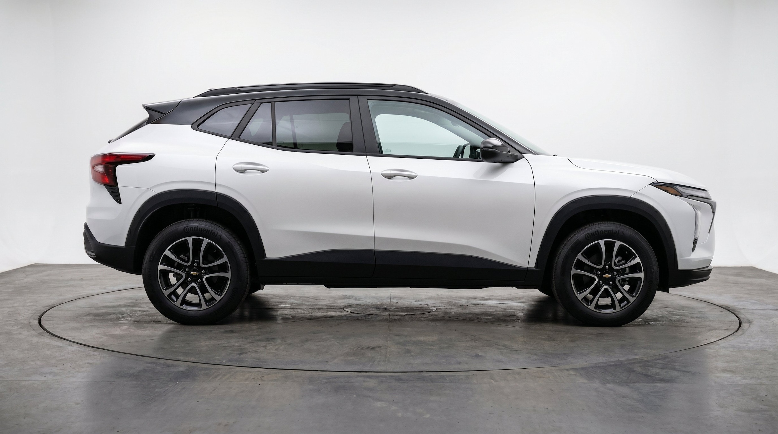 Thumbnail: 2025 Chevrolet TrailBlazer - 11