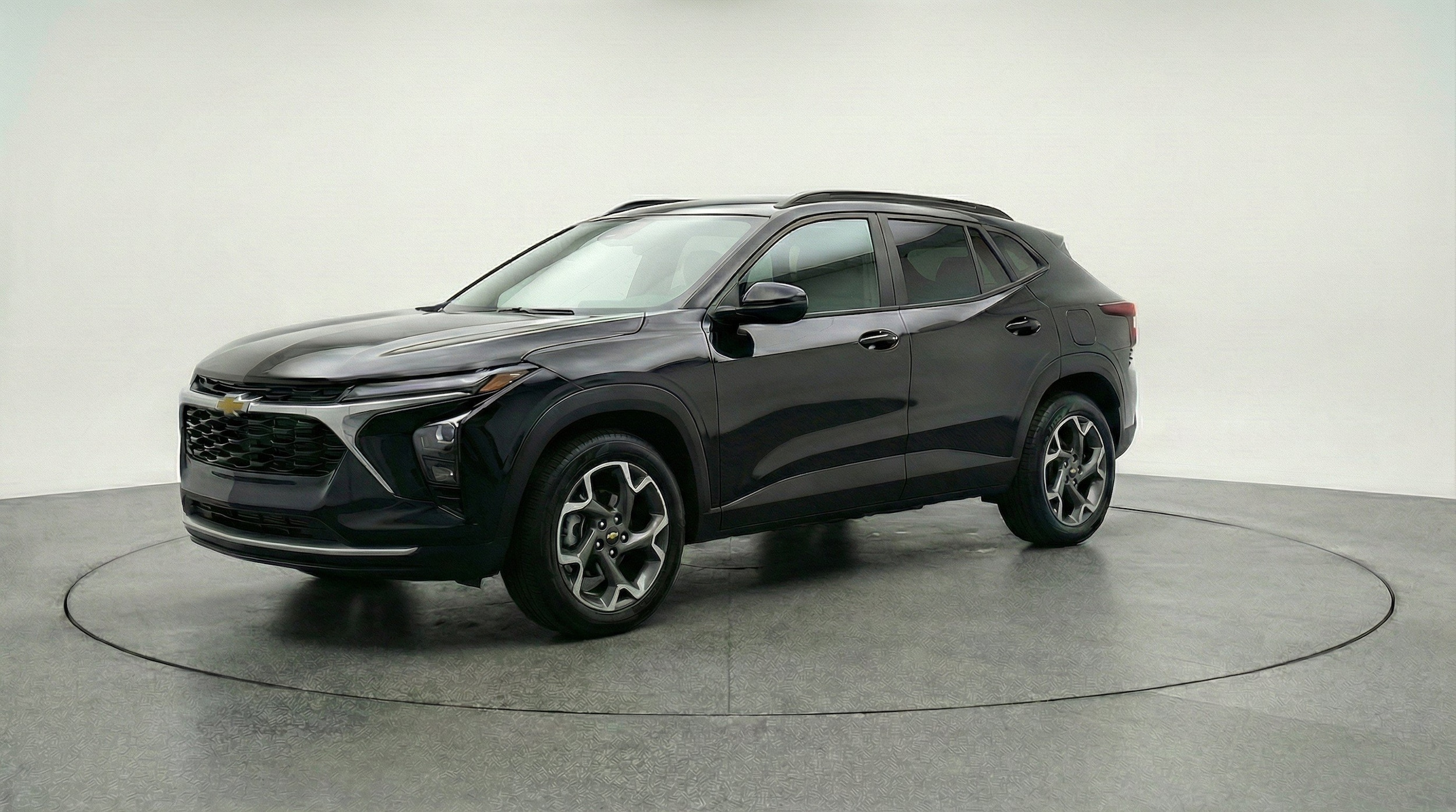 Thumbnail: 2025 Chevrolet Trax - 3