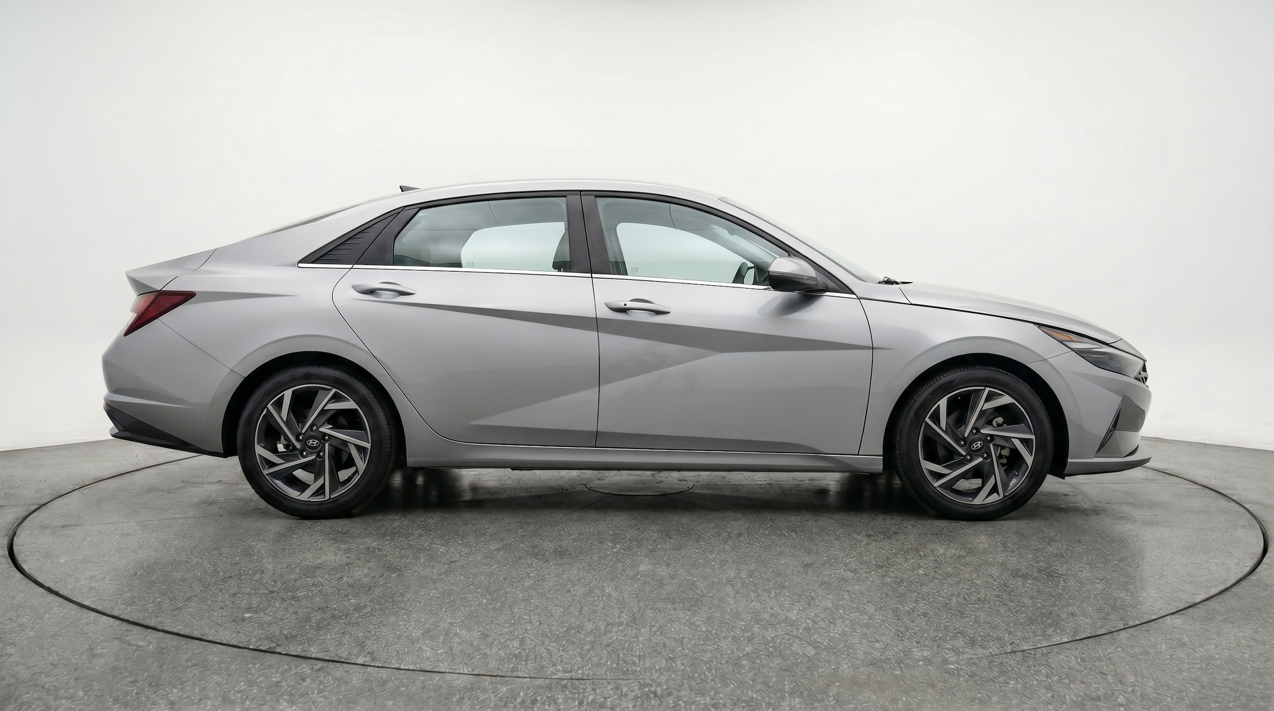 Thumbnail: 2025 Hyundai Elantra - 8