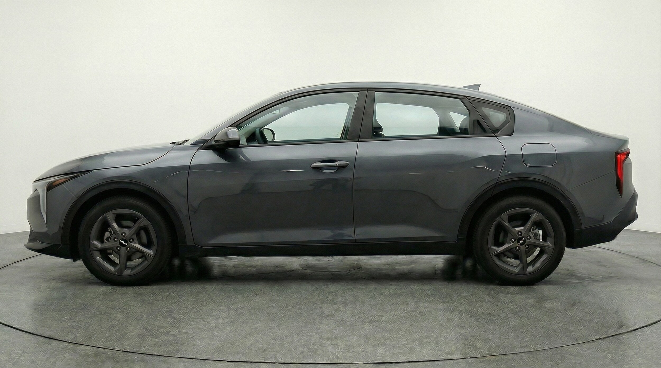 Thumbnail: 2025 Kia K4 - 4