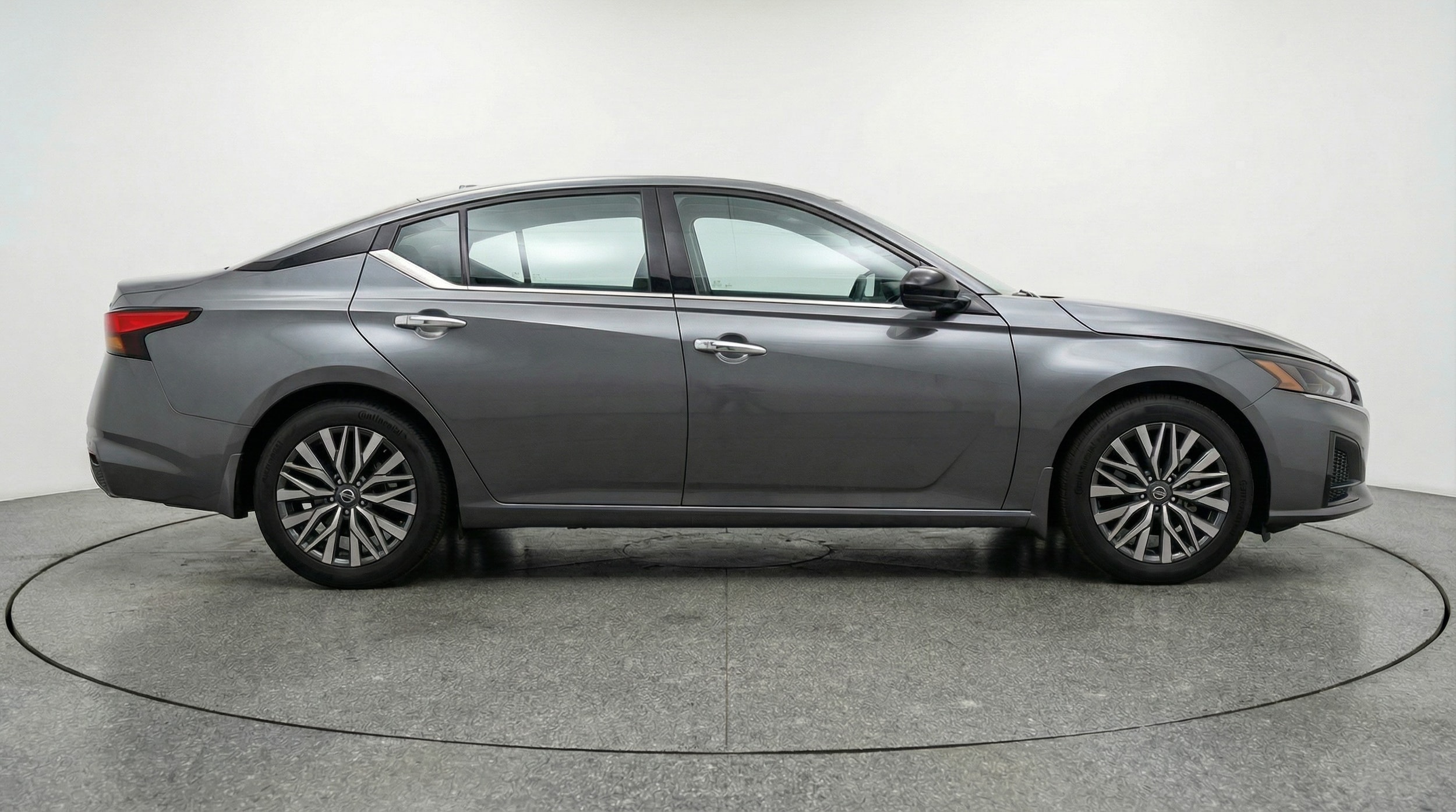 Thumbnail: 2025 Nissan Altima - 8