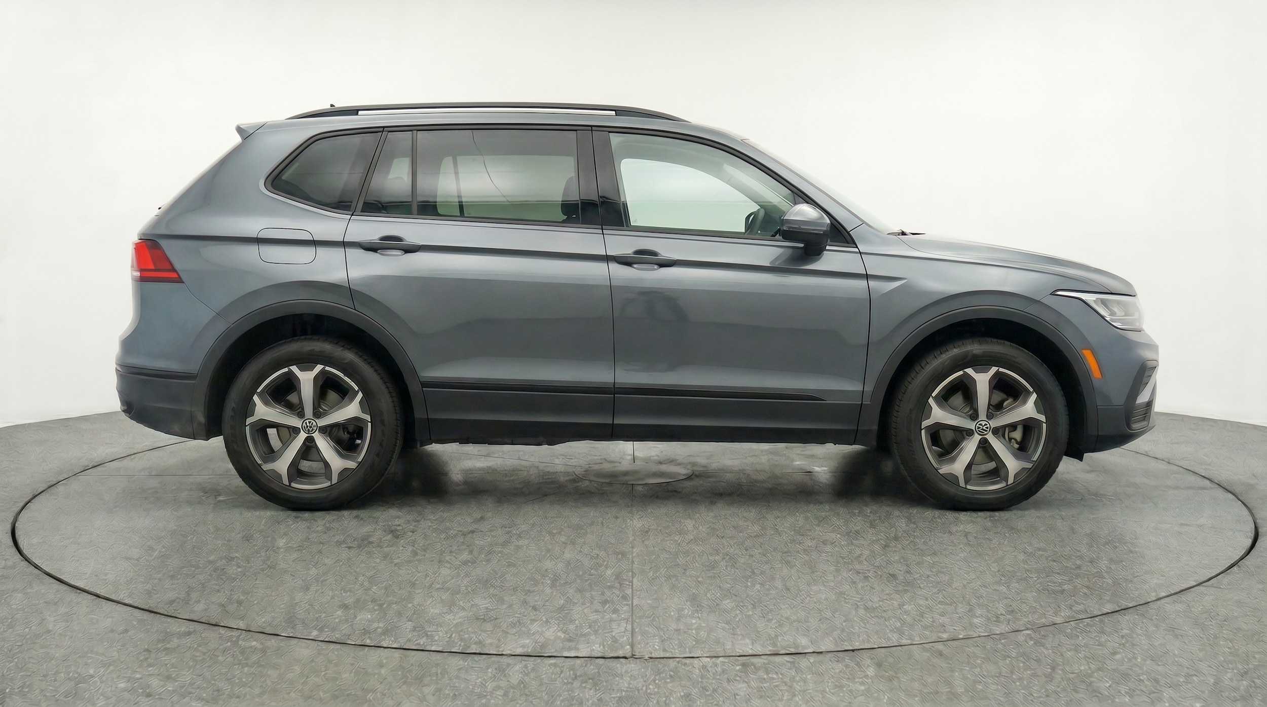 Thumbnail: 2026 Volkswagen Tiguan - 8