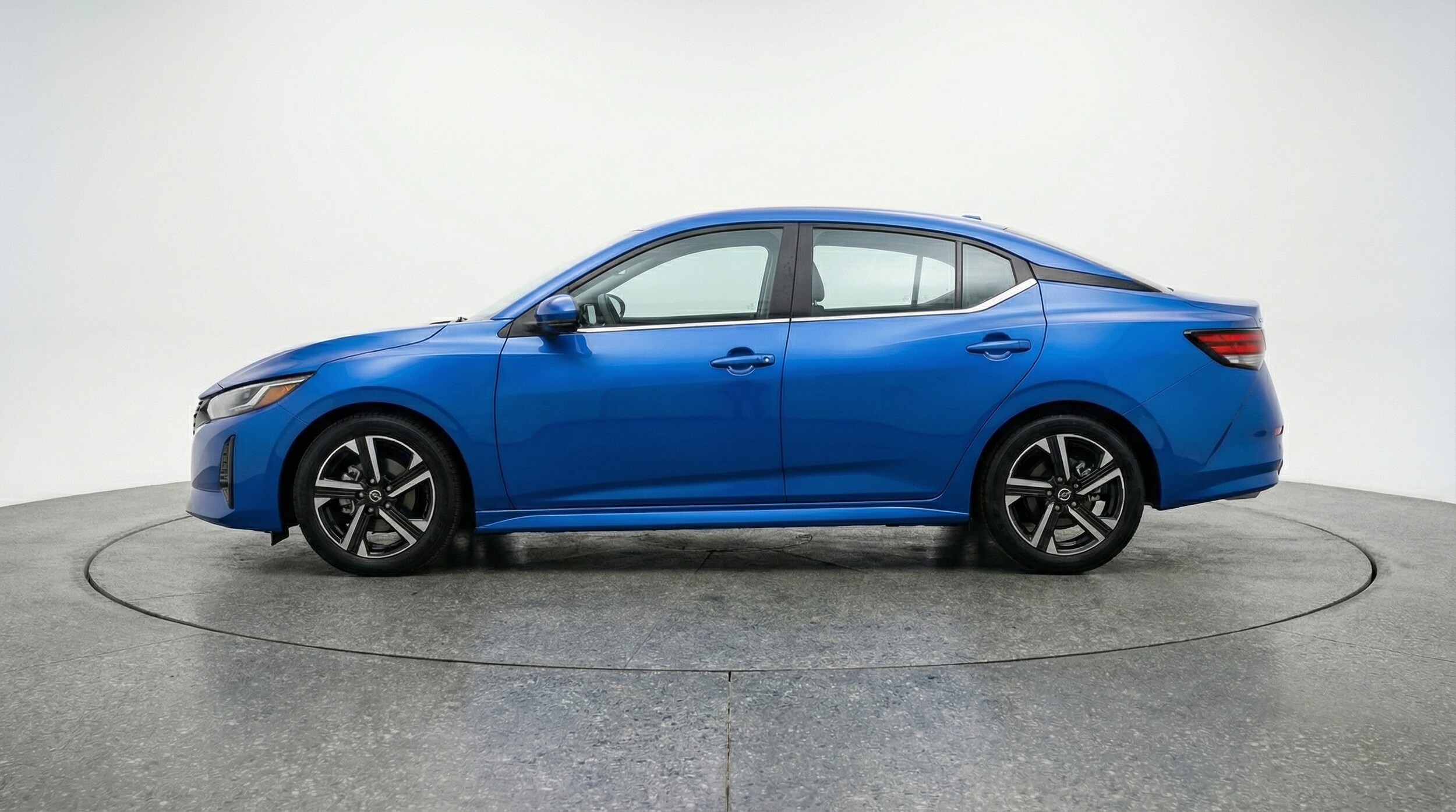 Thumbnail: 2025 Nissan Sentra - 4