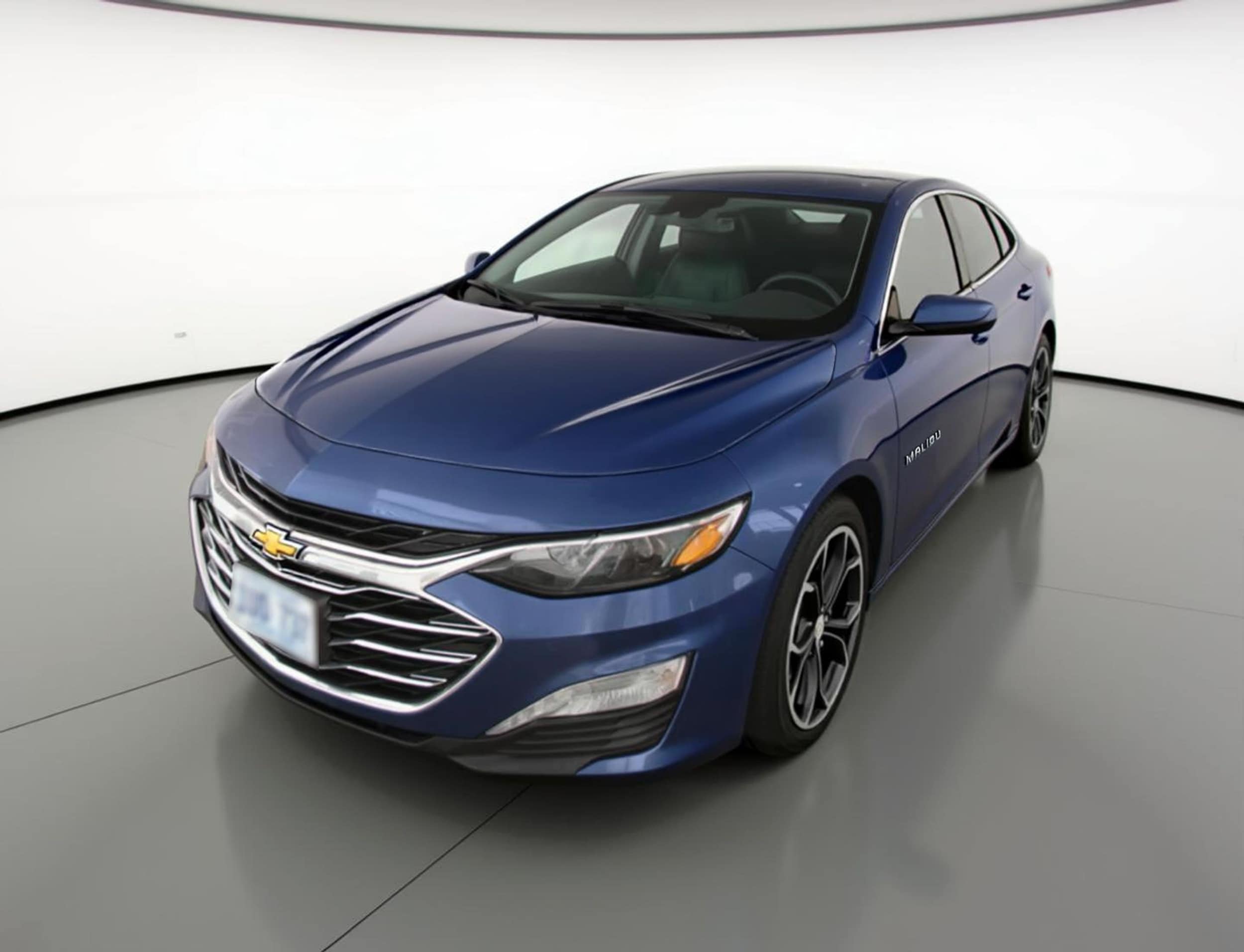 Thumbnail: 2024 Chevrolet Malibu - 3
