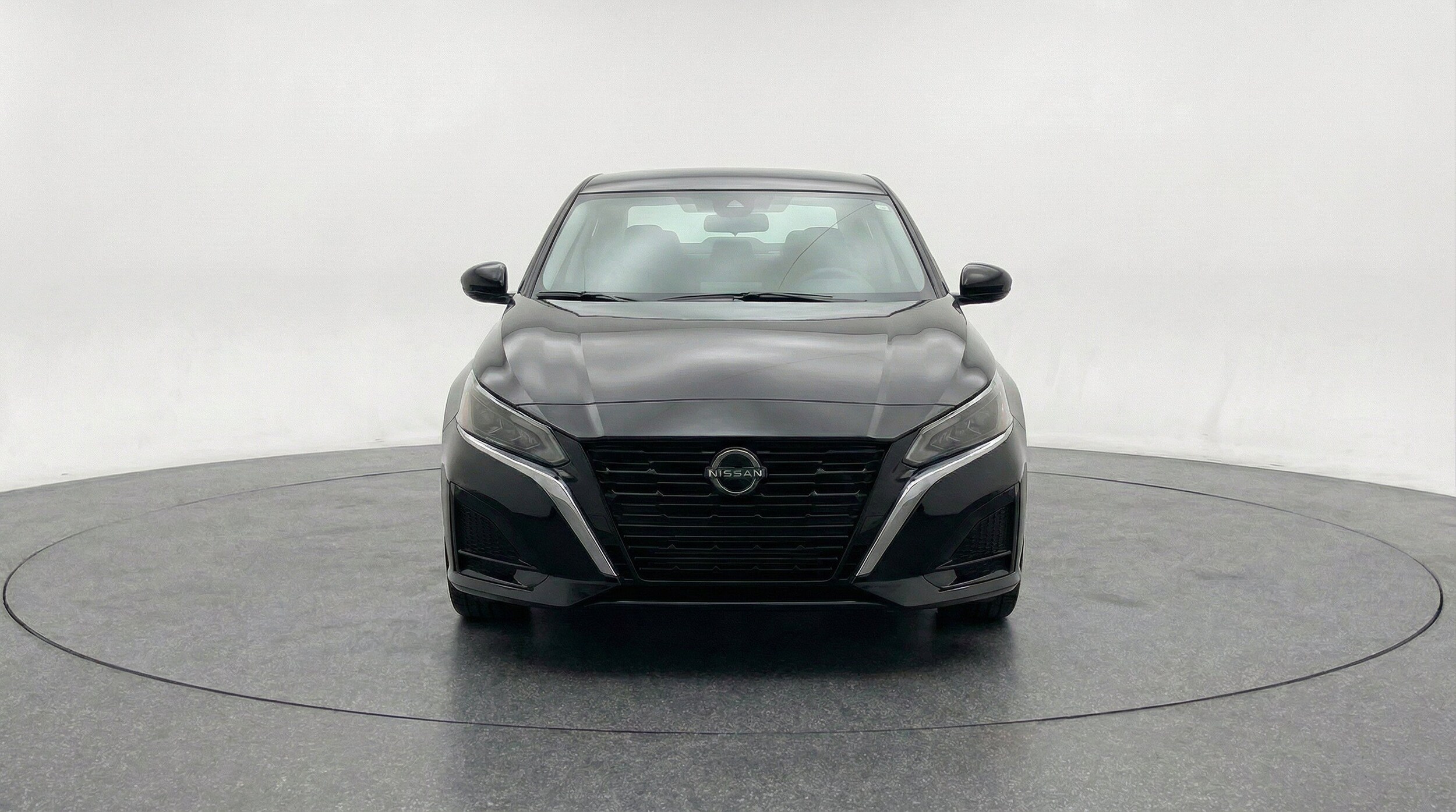 Thumbnail: 2025 Nissan Altima - 2