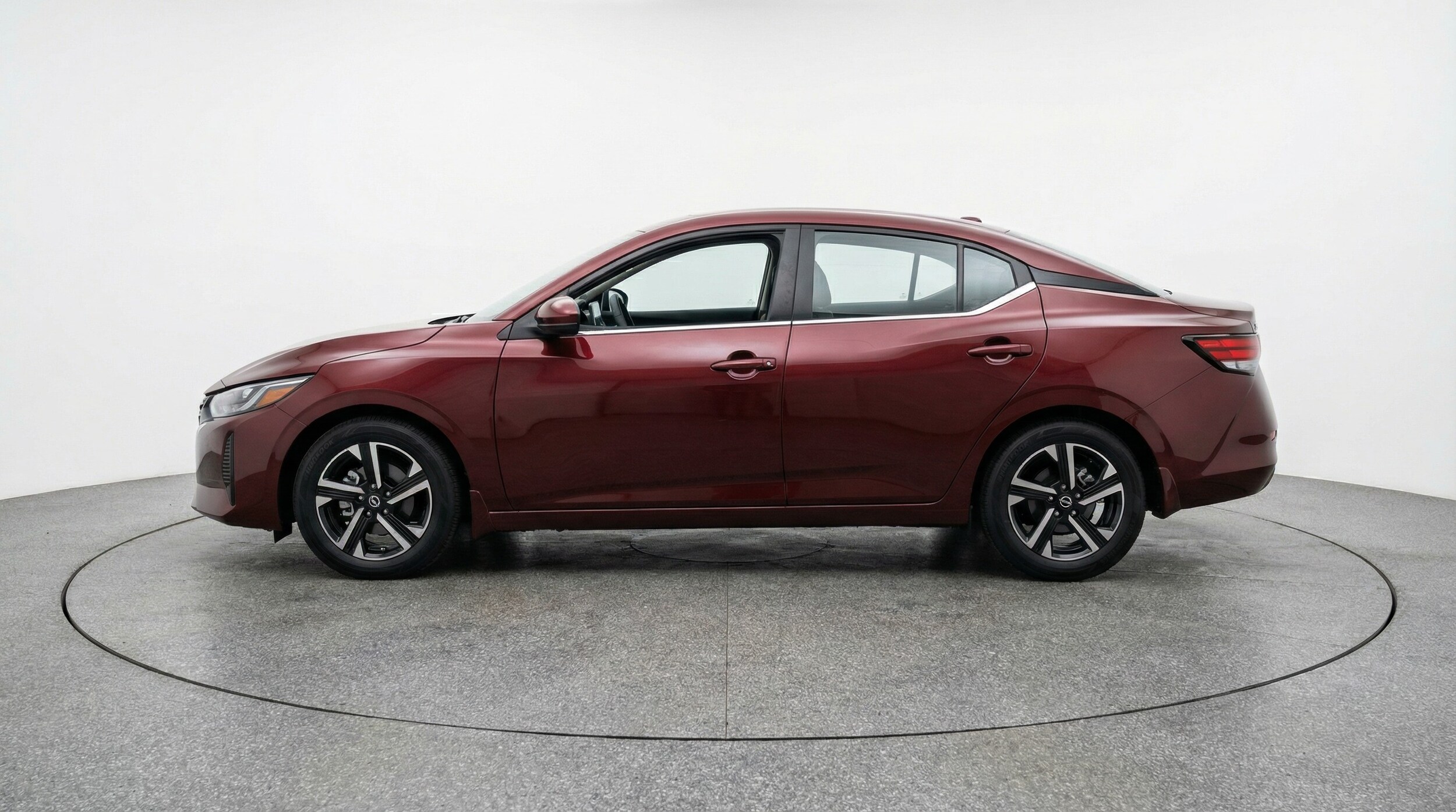 Thumbnail: 2025 Nissan Sentra - 4
