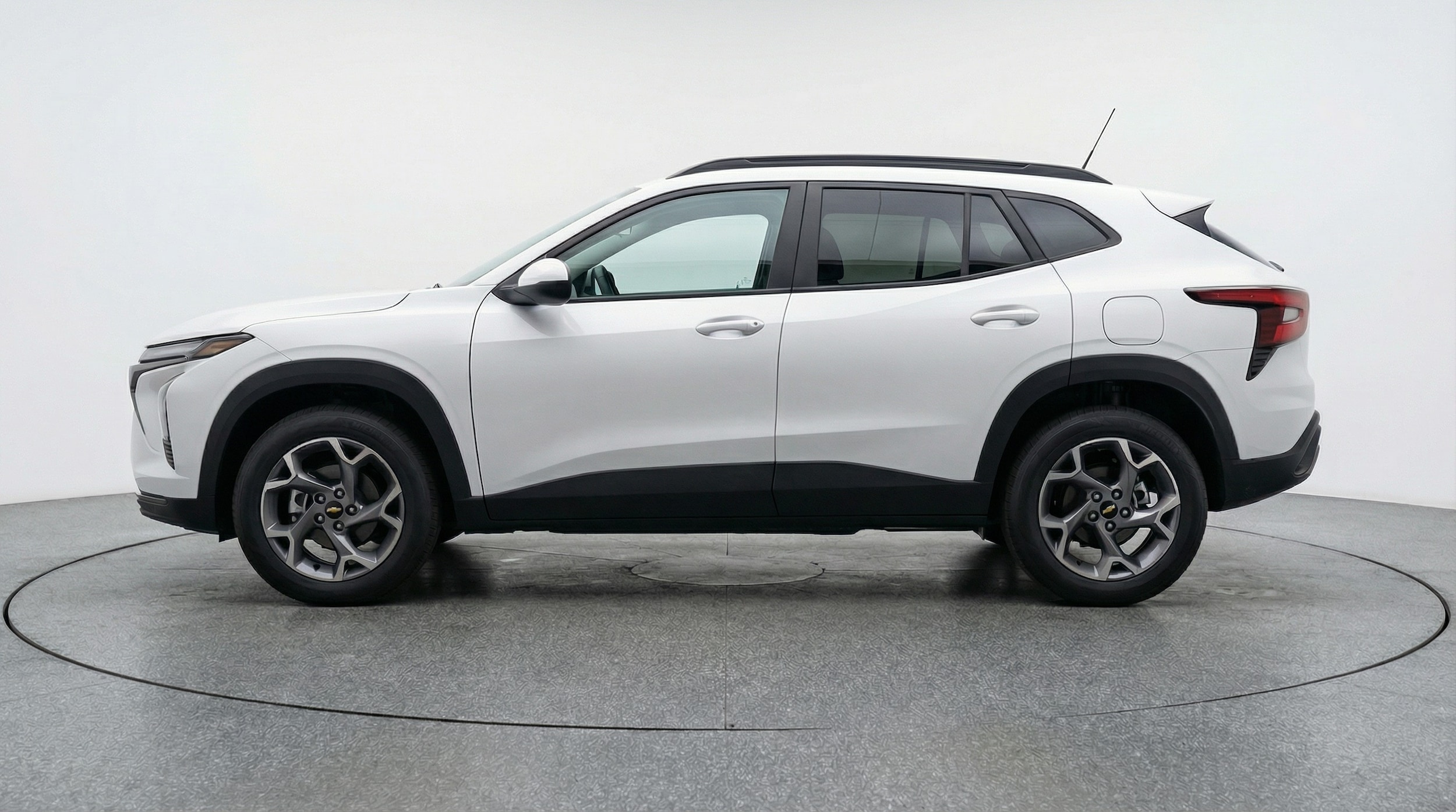 Thumbnail: 2025 Chevrolet Trax - 4