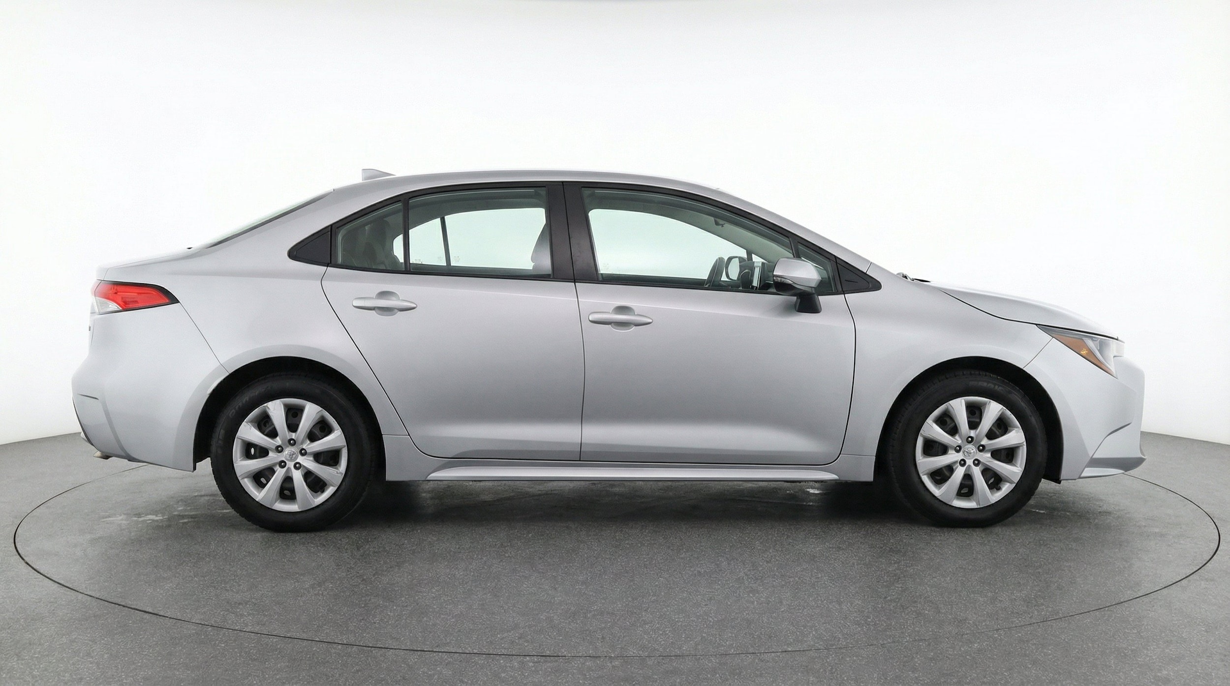Thumbnail: 2025 Toyota Corolla - 11