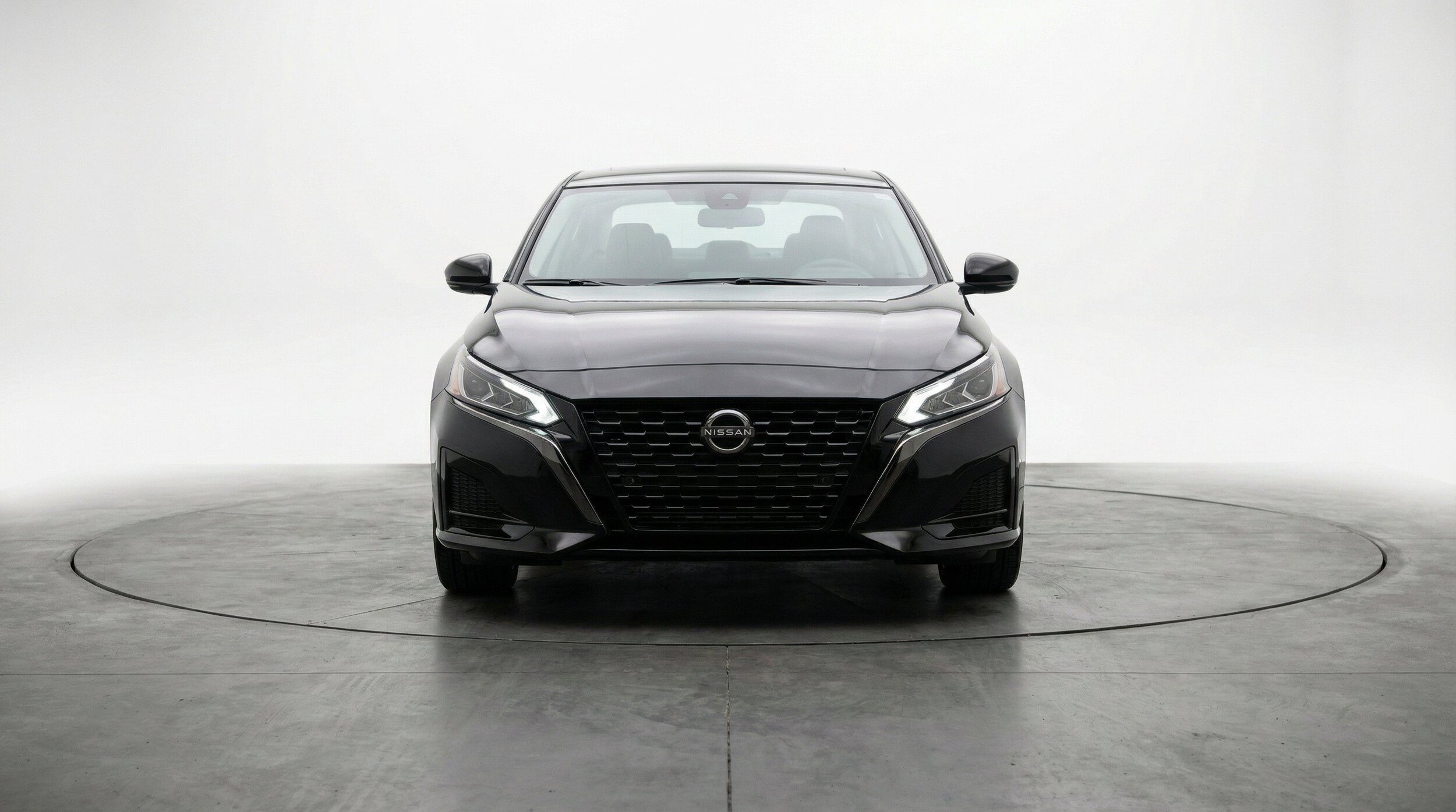 Thumbnail: 2025 Nissan Altima - 2