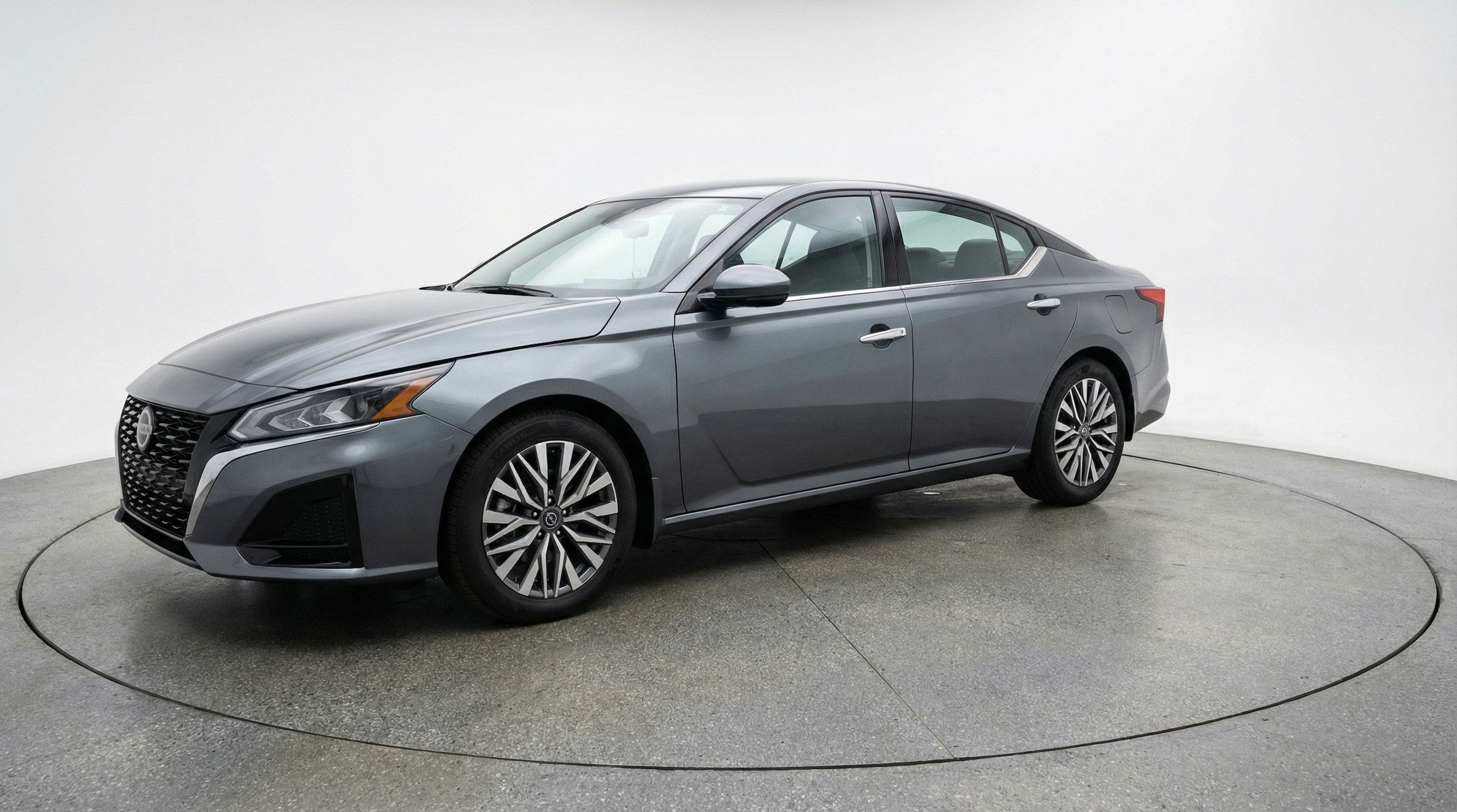 Thumbnail: 2025 Nissan Altima - 3