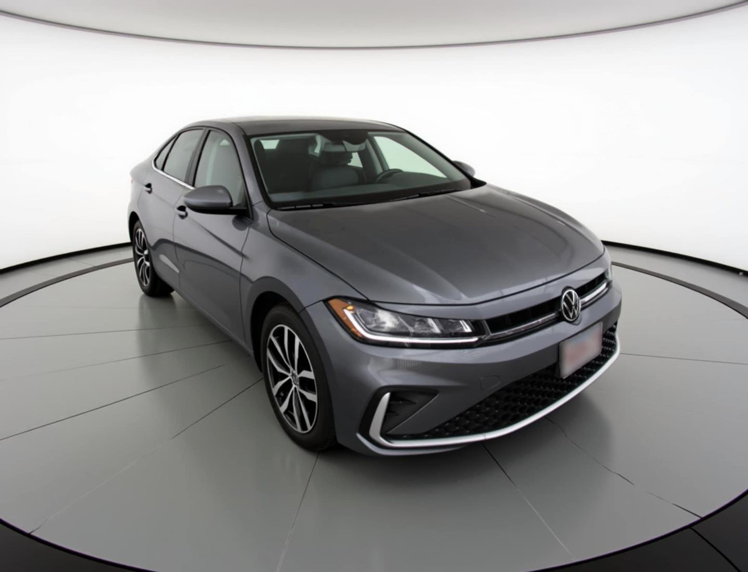 Thumbnail: 2025 Volkswagen Jetta - 1