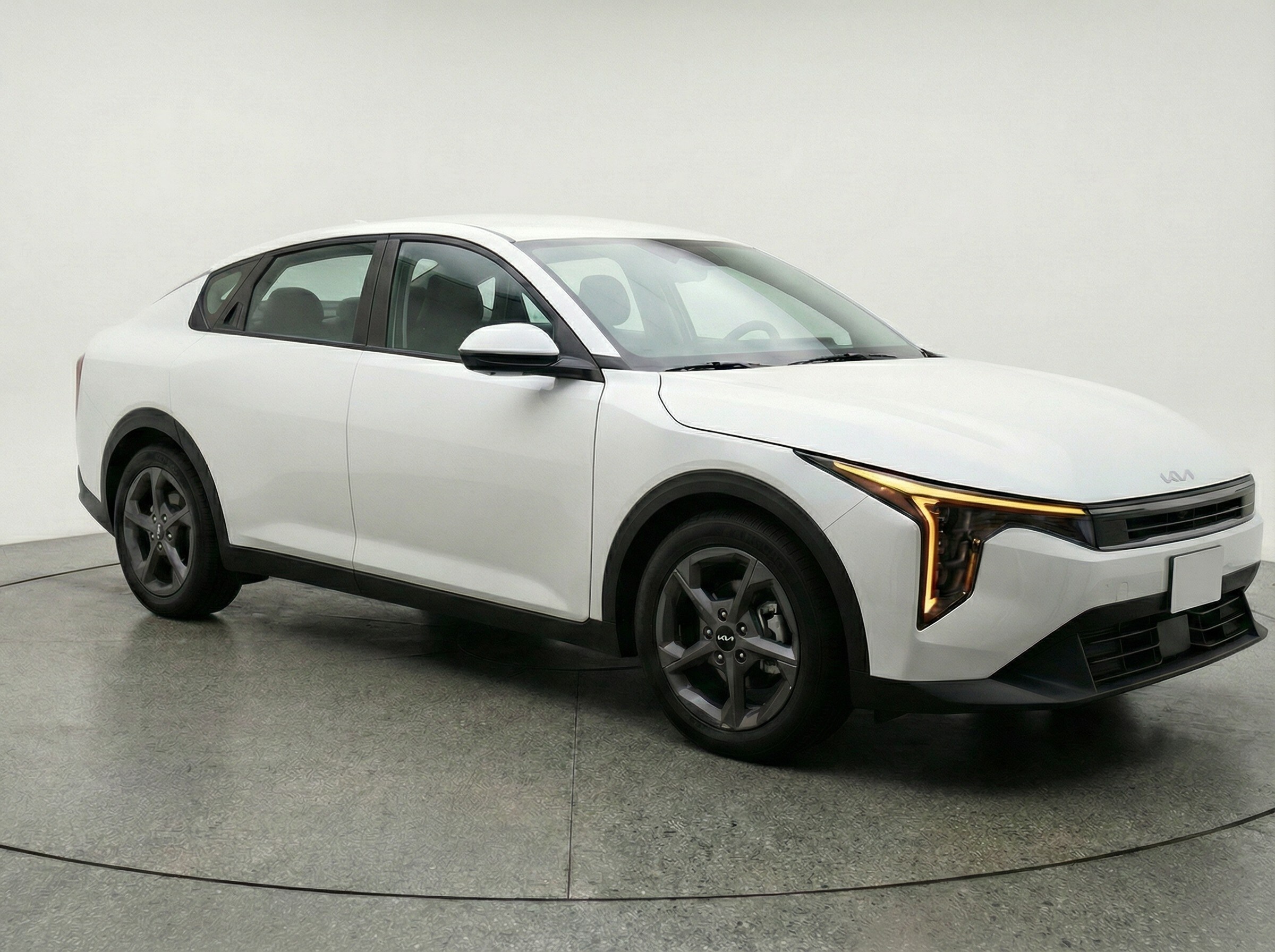 Thumbnail: 2025 Kia K4 - 1