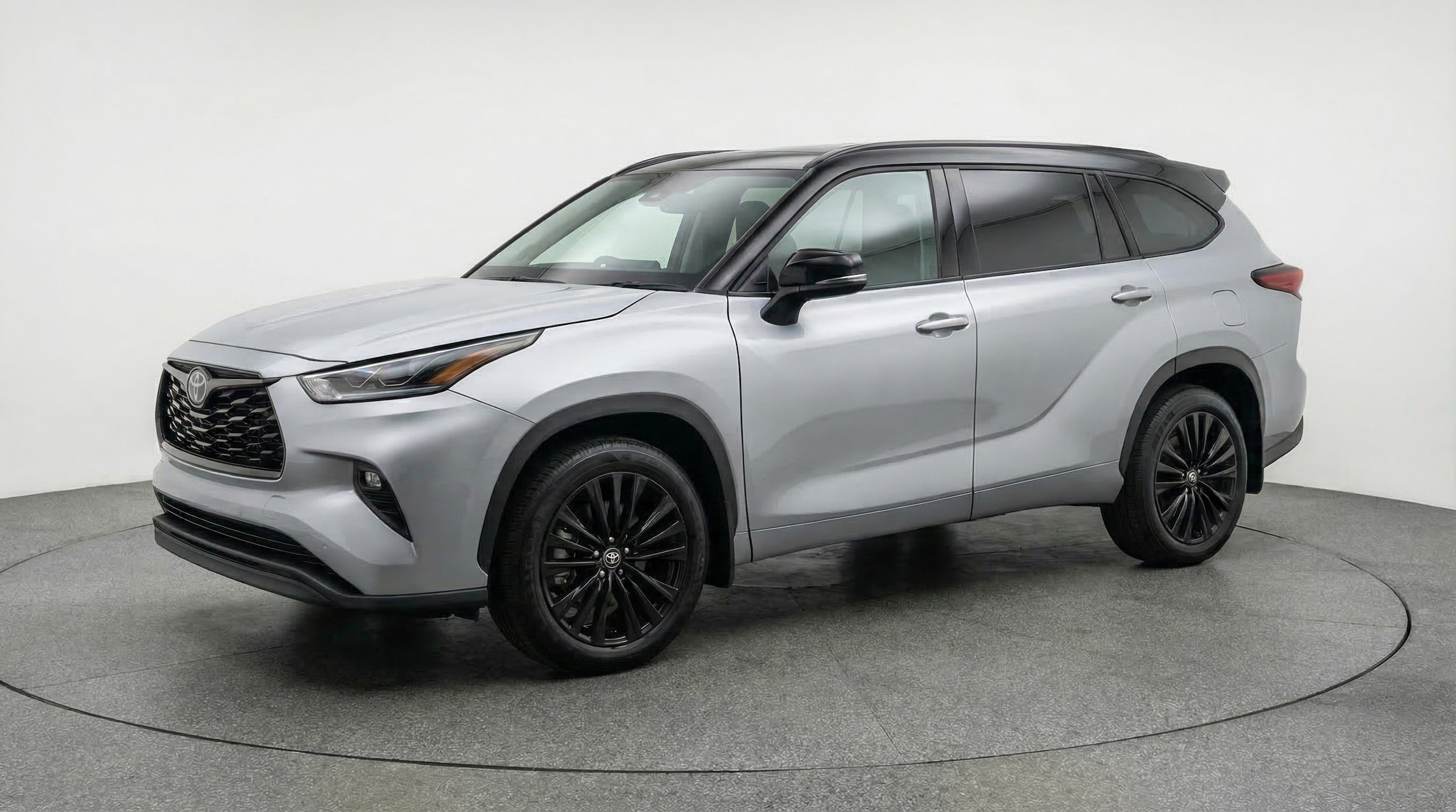 Thumbnail: 2025 Toyota Highlander - 3