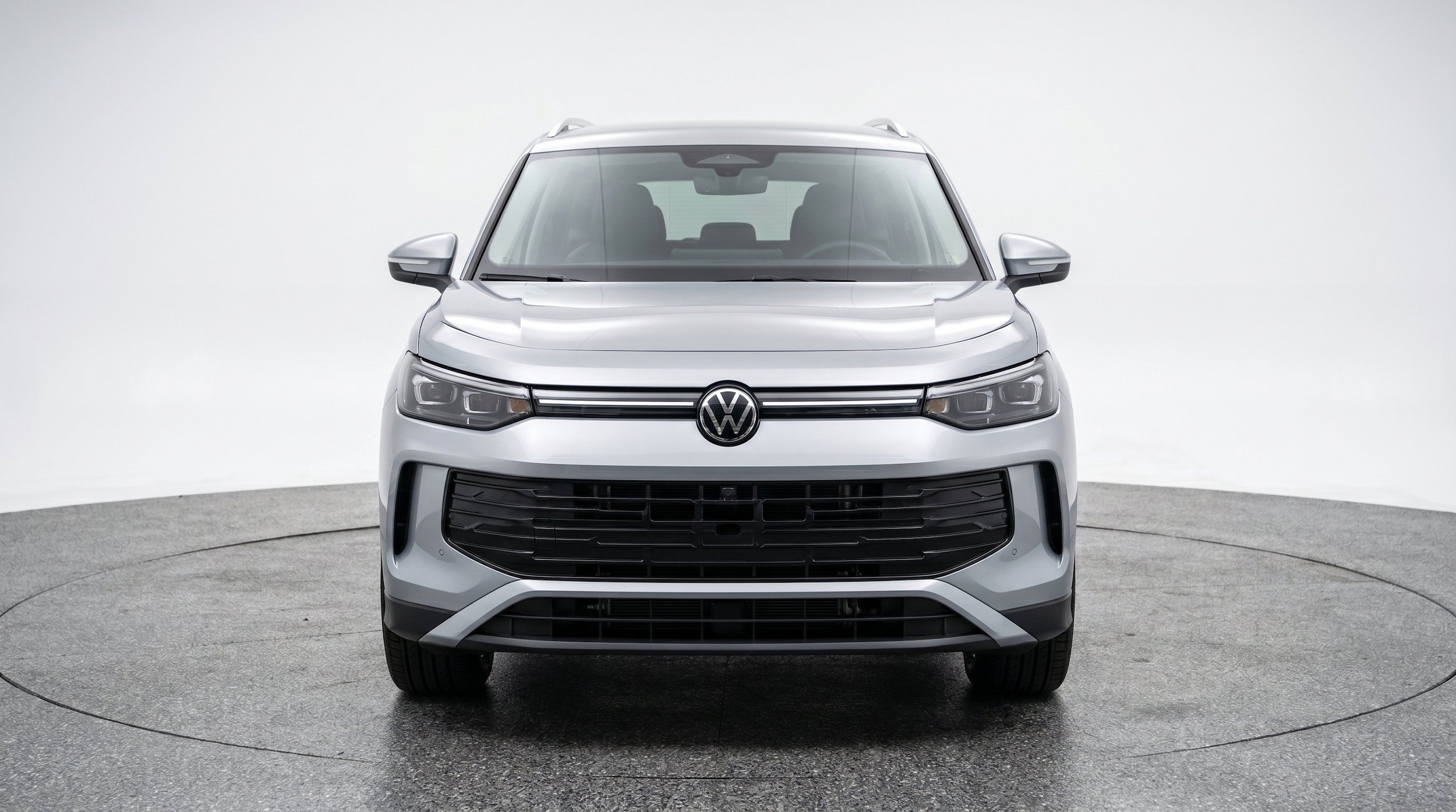 Thumbnail: 2026 Volkswagen Tiguan - 2