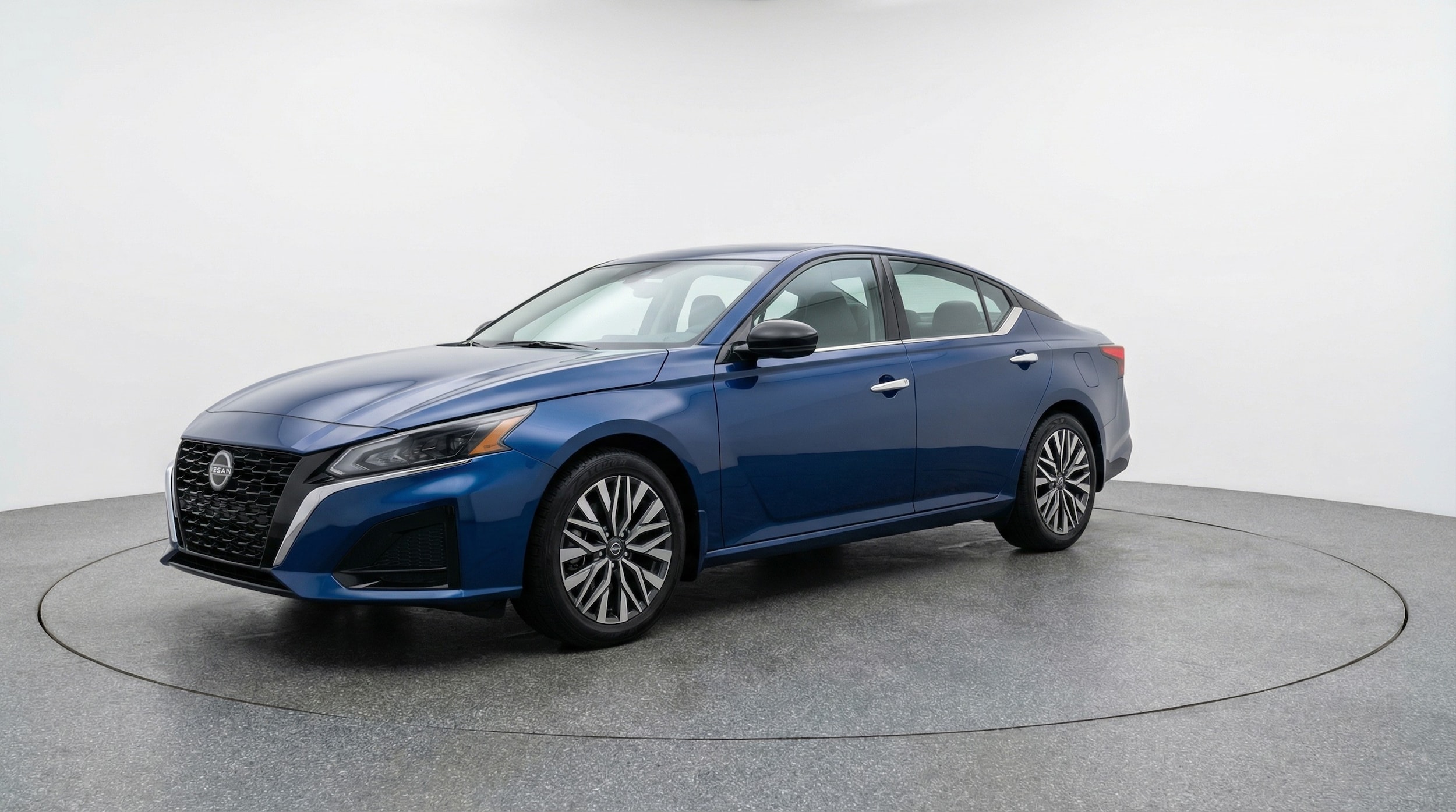 Thumbnail: 2025 Nissan Altima - 3