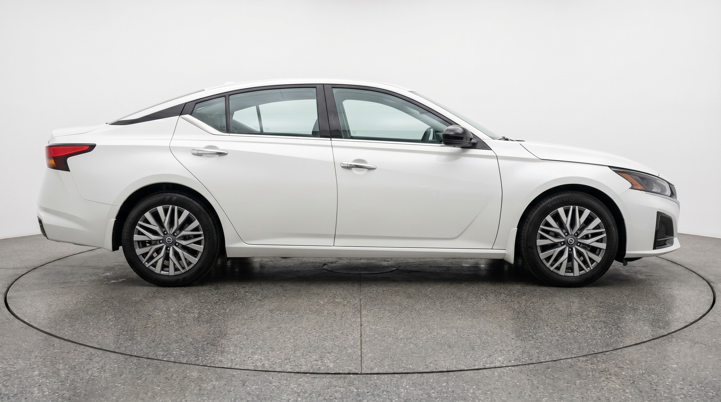 Thumbnail: 2025 Nissan Altima - 8