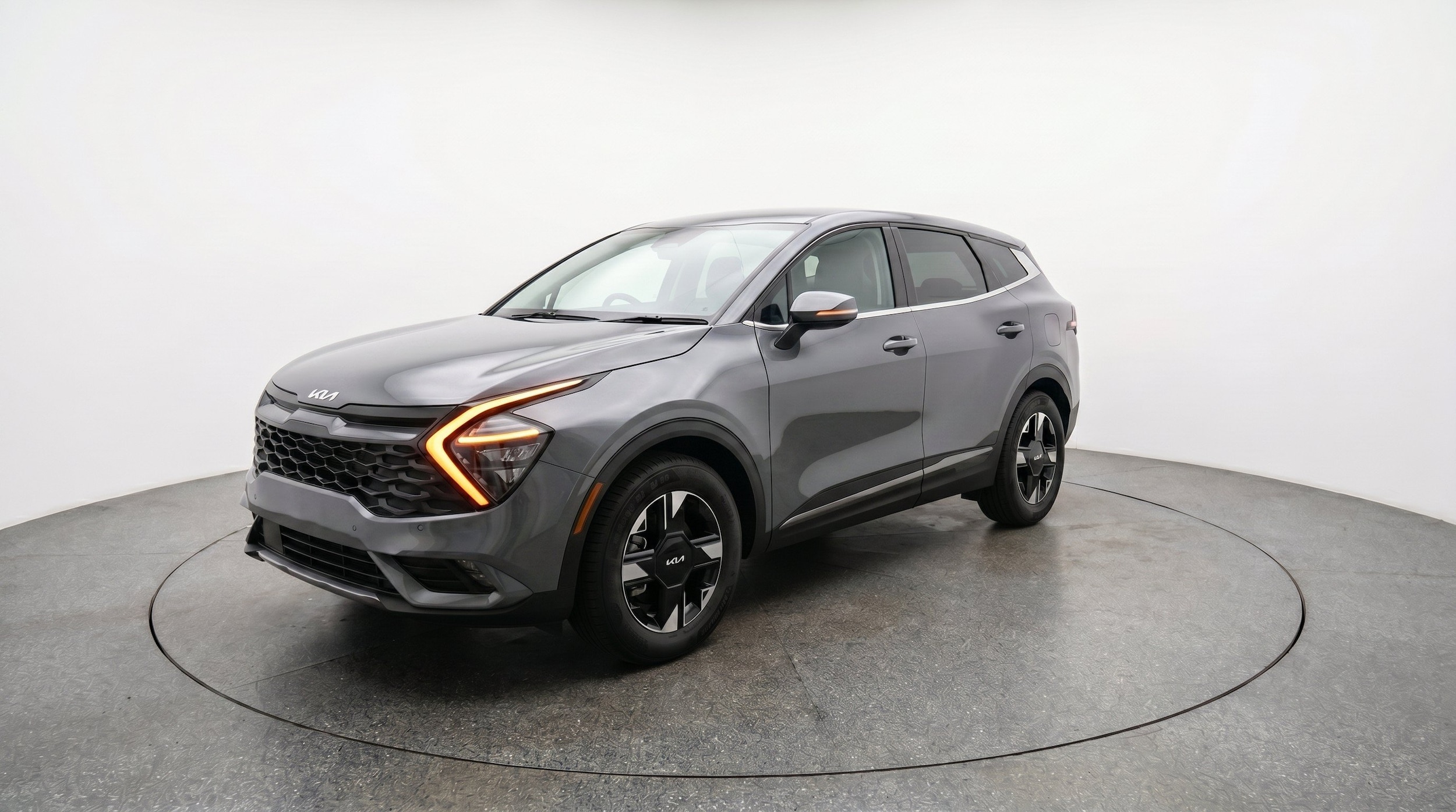 Thumbnail: 2026 Kia Sportage - 3