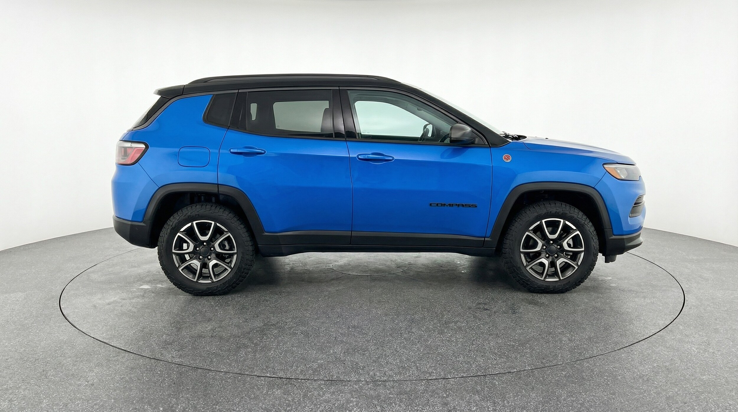 Thumbnail: 2025 Jeep Compass - 8