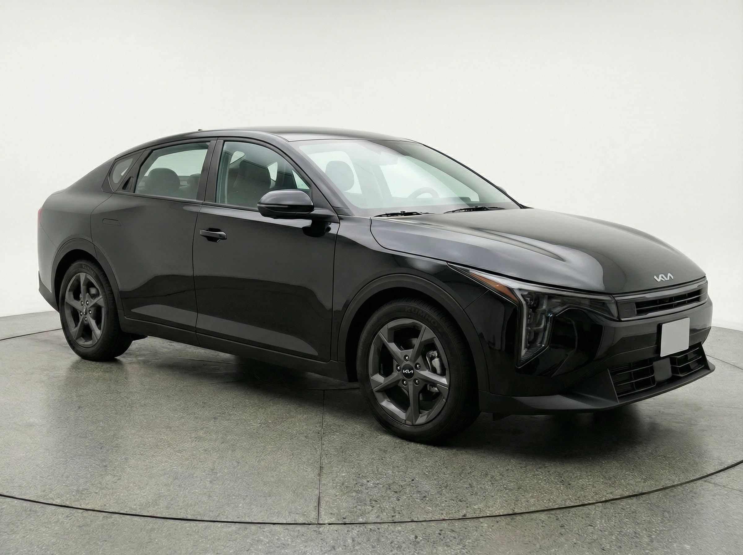 Thumbnail: 2025 Kia K4 - 1