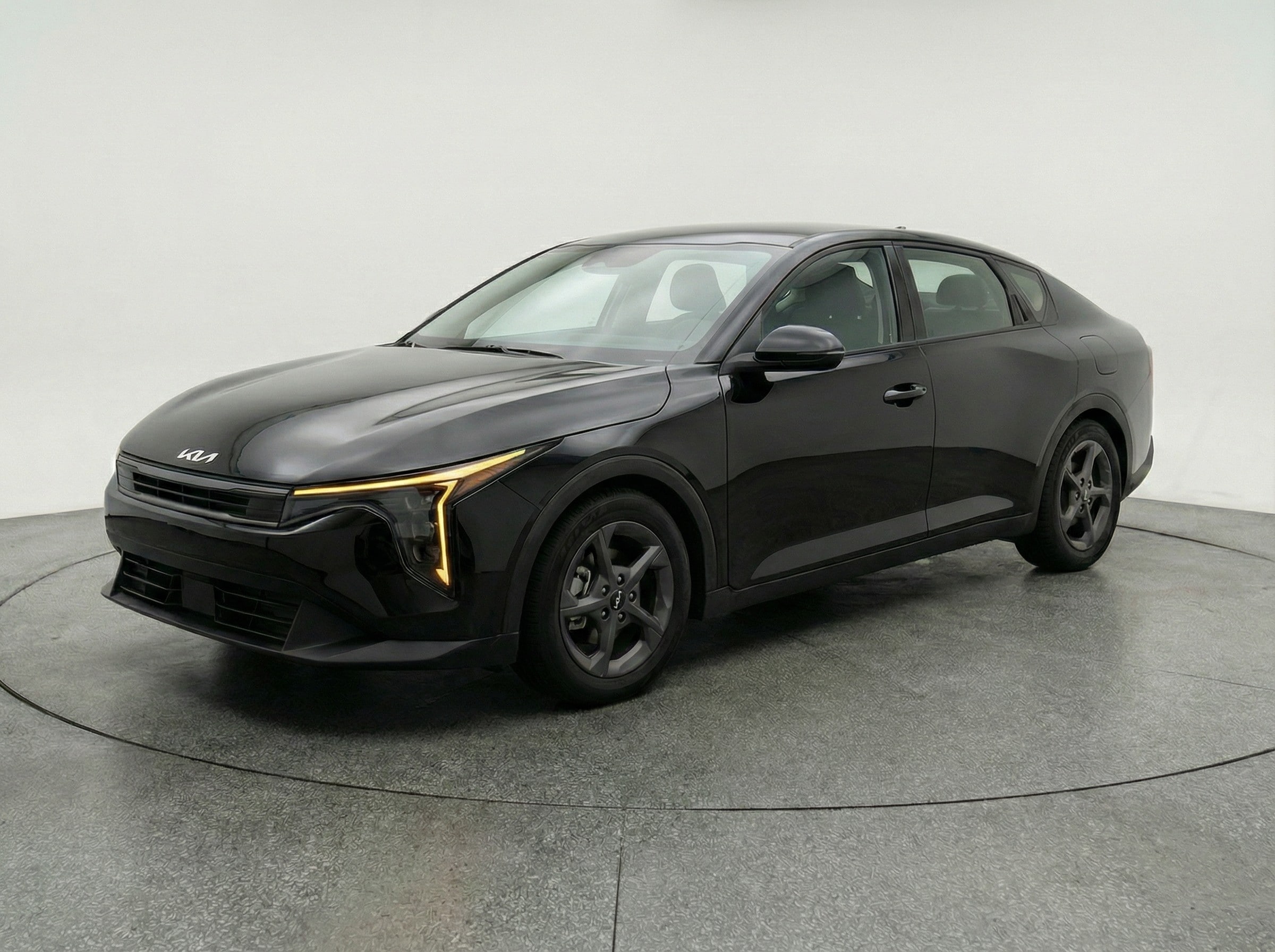 Thumbnail: 2025 Kia K4 - 3