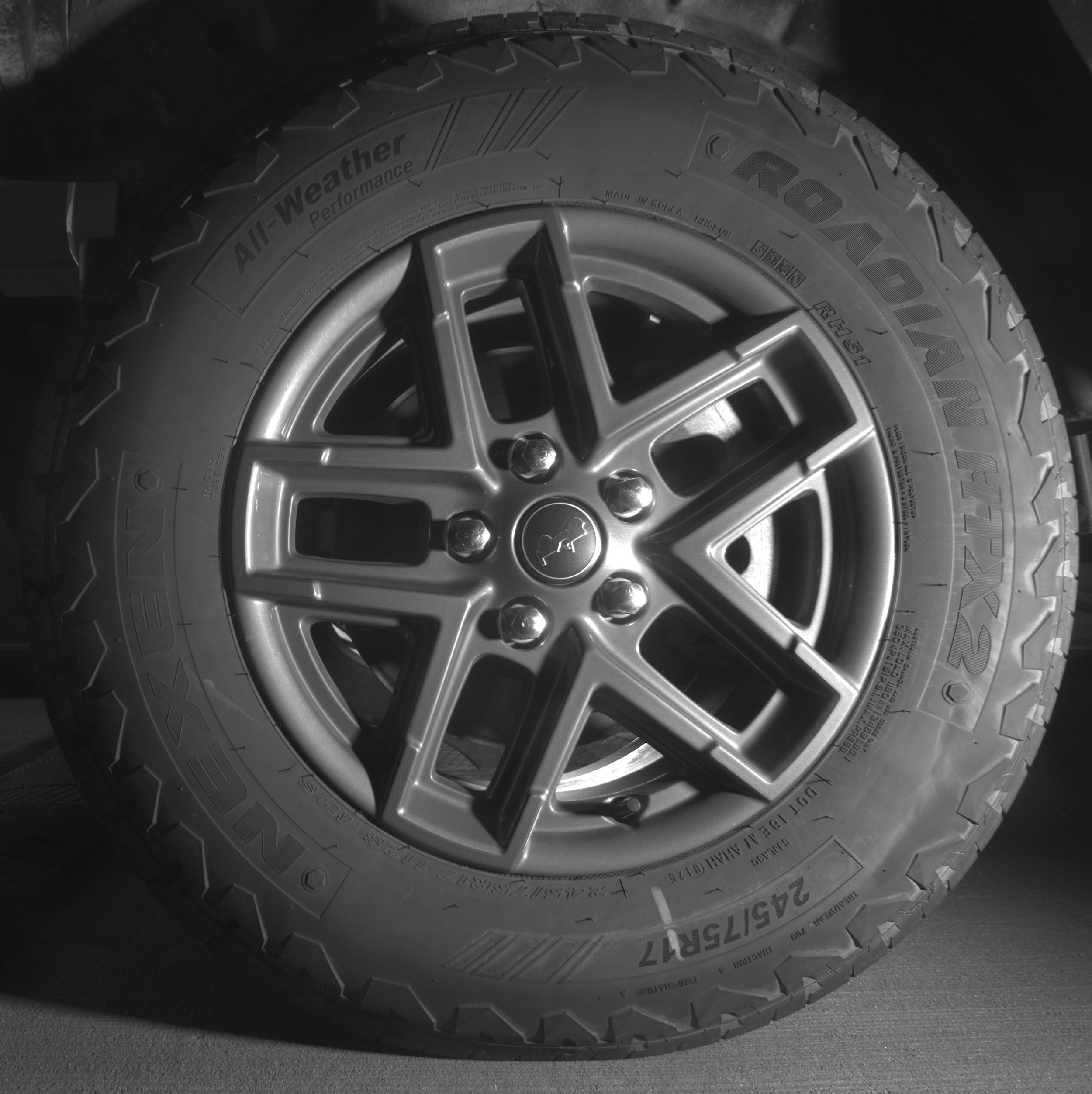 Thumbnail: 2025 Jeep Wrangler - 12
