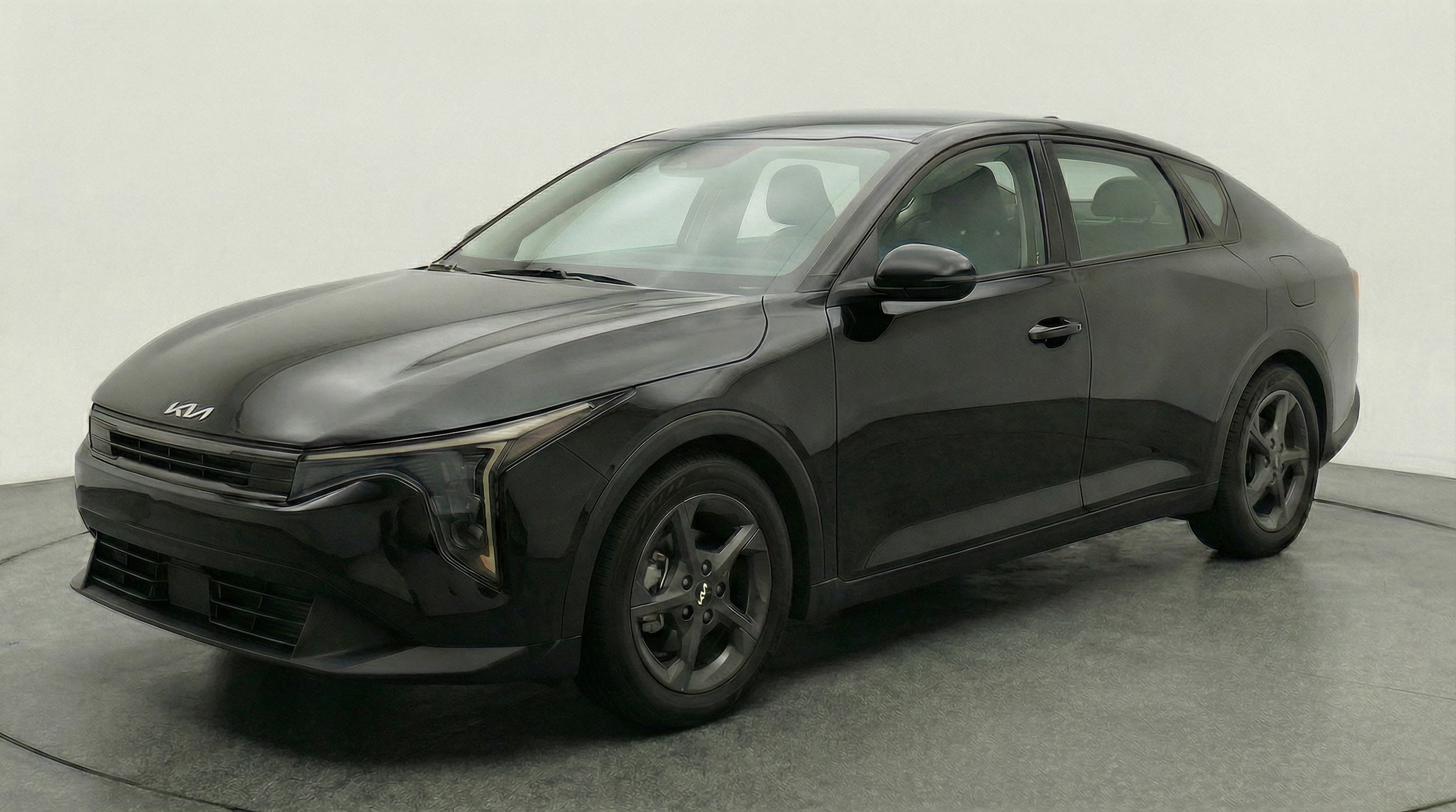 Thumbnail: 2025 Kia K4 - 3