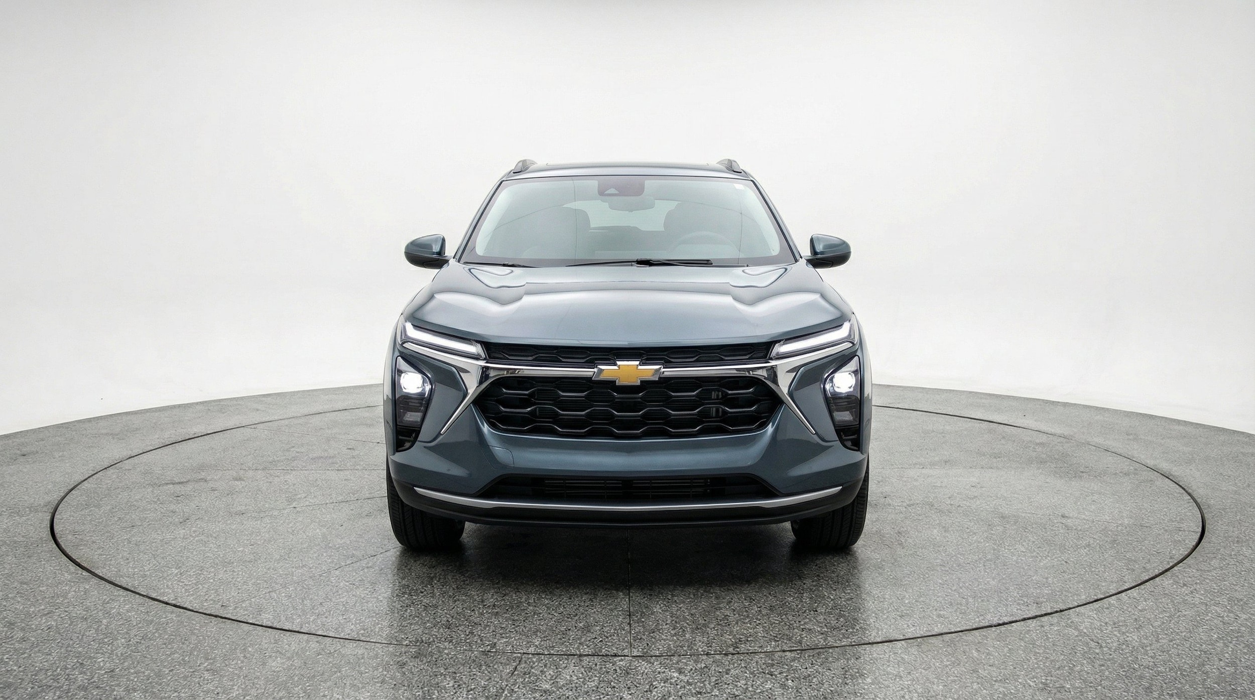 Thumbnail: 2025 Chevrolet Trax - 2