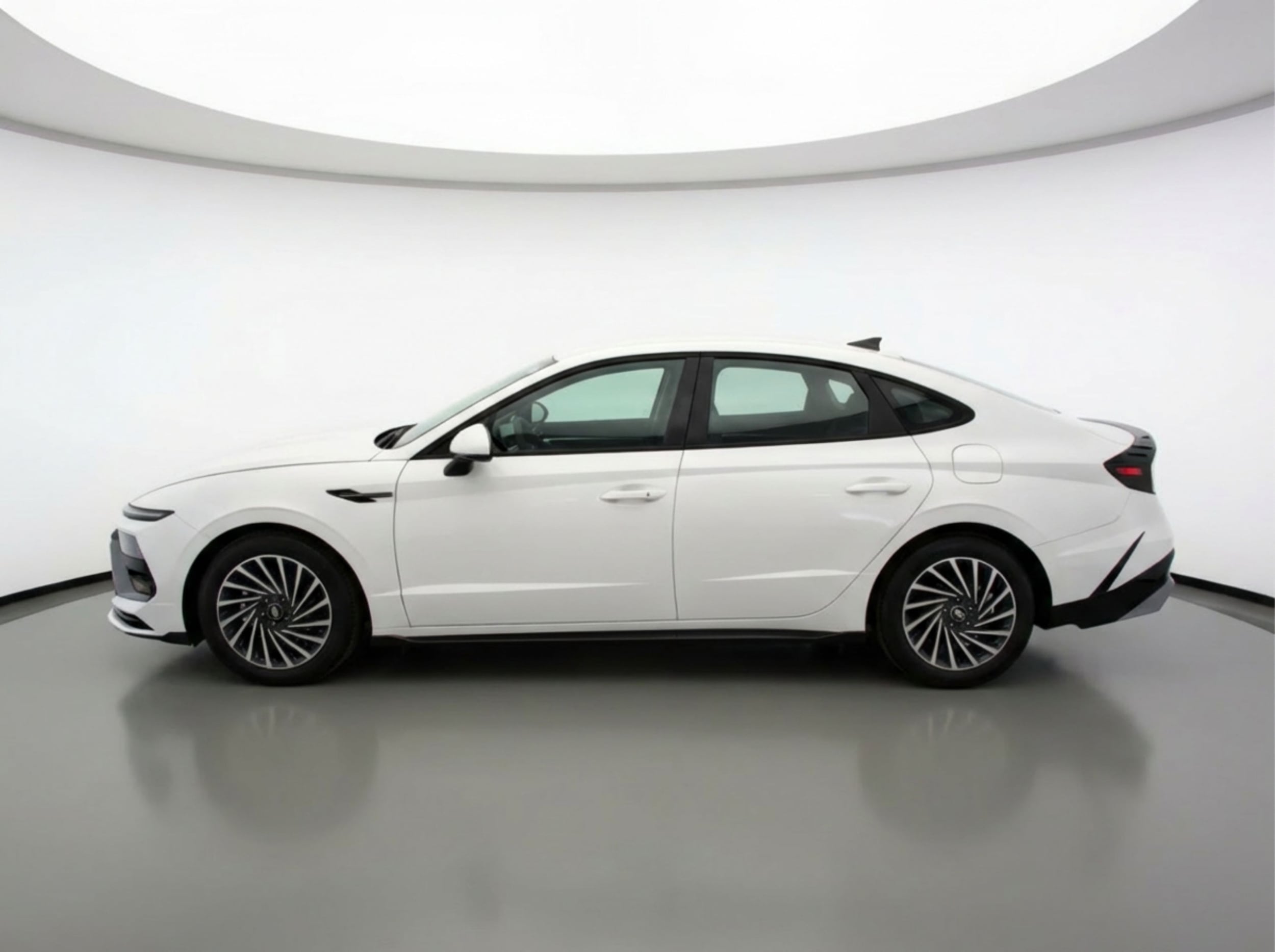 Thumbnail: 2025 Hyundai Sonata - 4