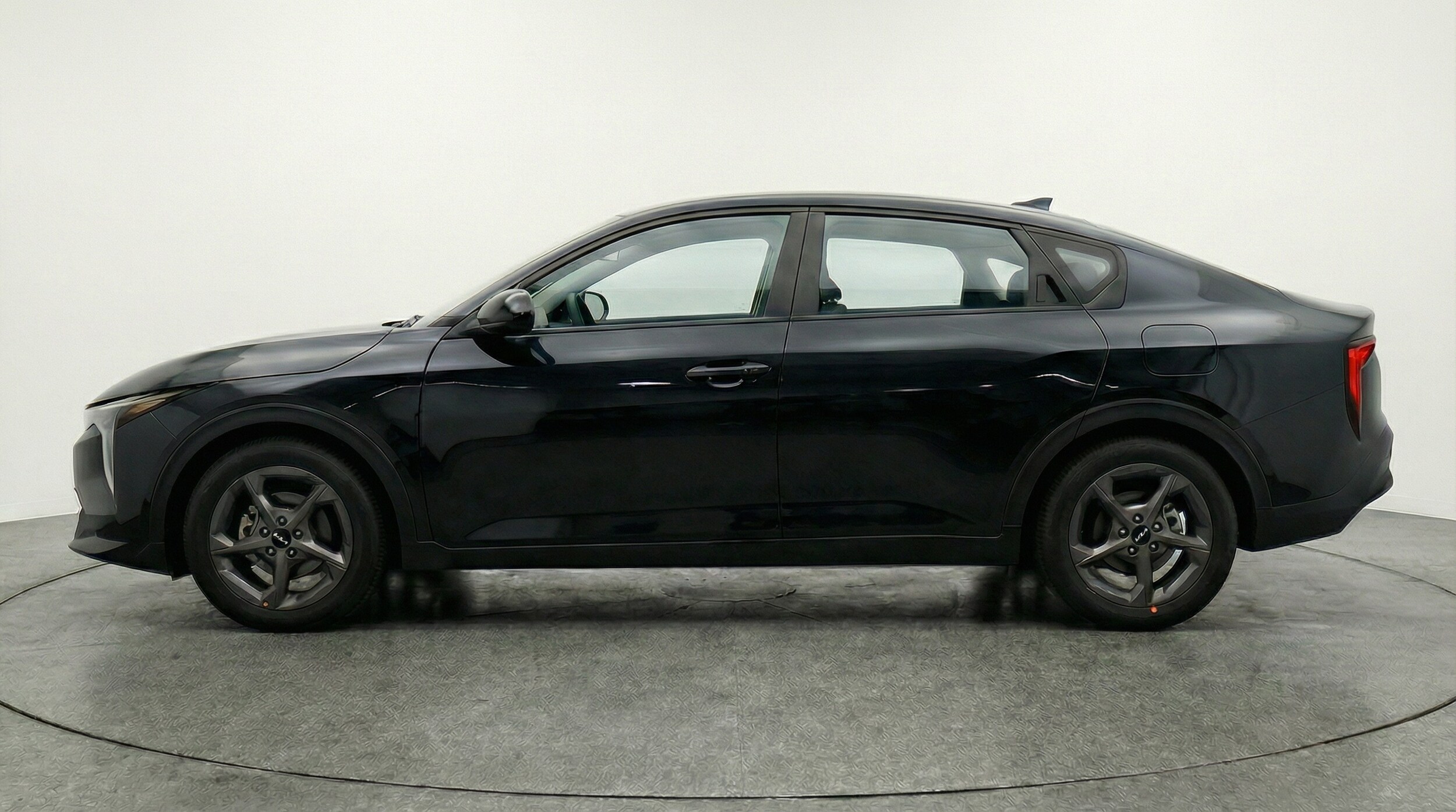 Thumbnail: 2025 Kia K4 - 4