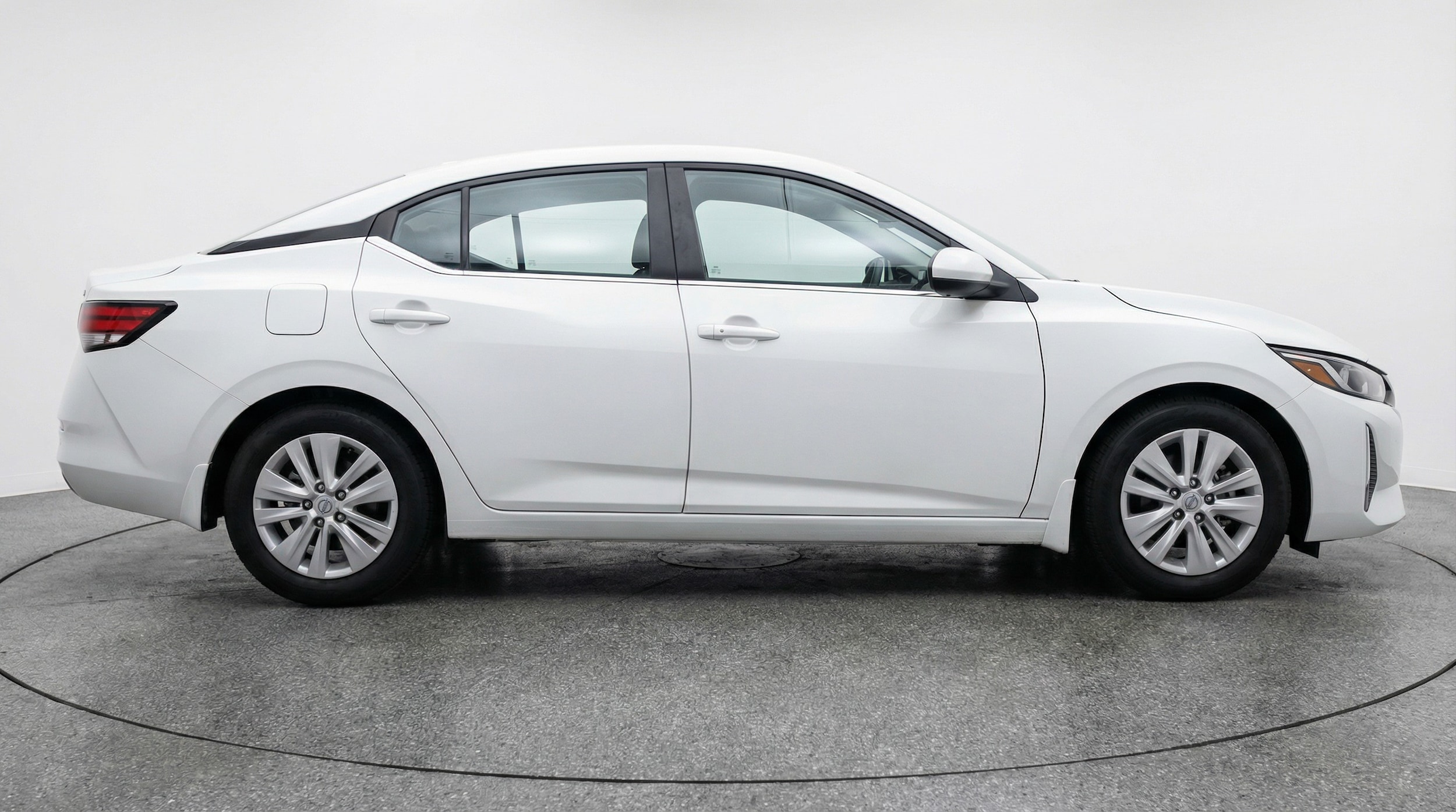 Thumbnail: 2025 Nissan Sentra - 8