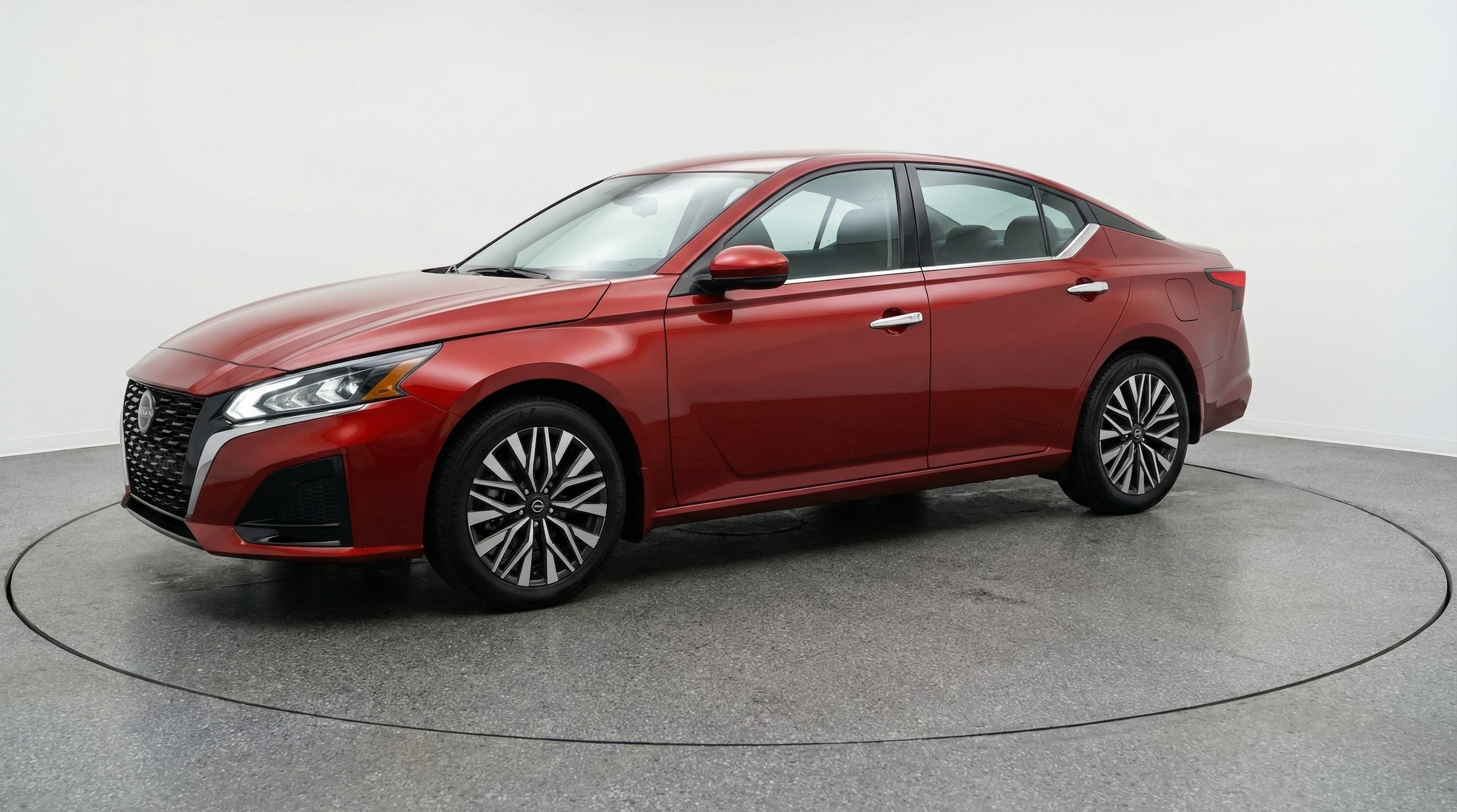 Thumbnail: 2025 Nissan Altima - 3