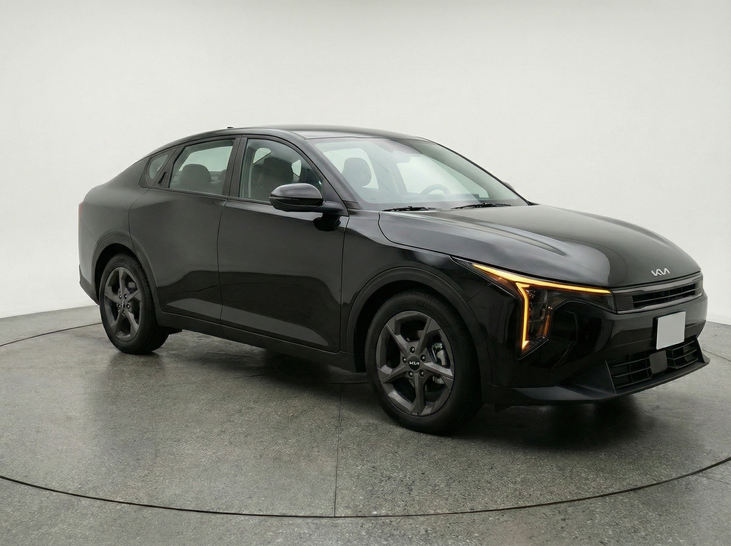 Thumbnail: 2025 Kia K4 - 1