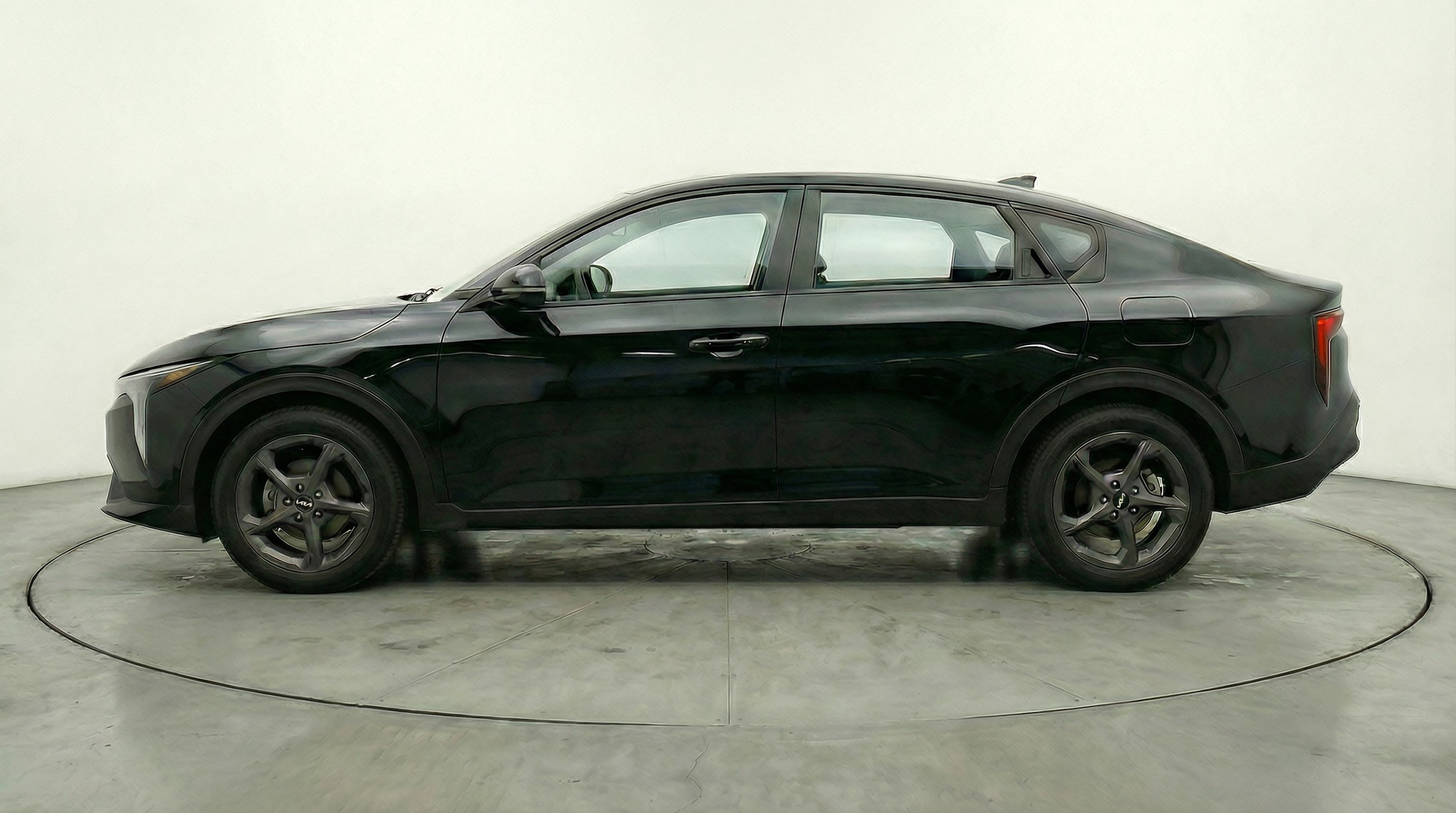 Thumbnail: 2025 Kia K4 - 4