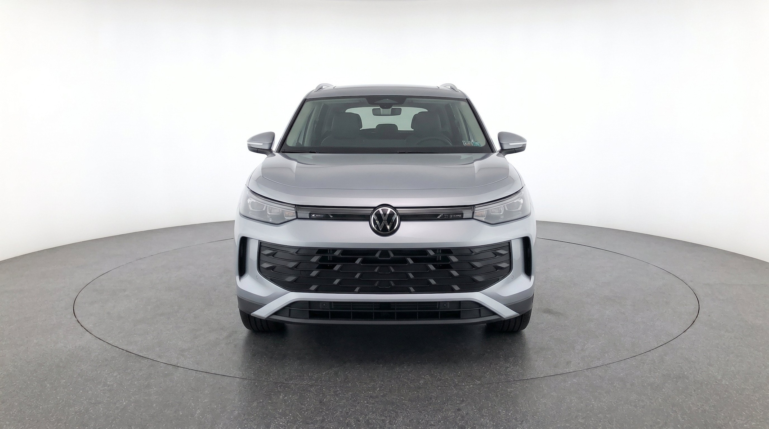 Thumbnail: 2026 Volkswagen Tiguan - 2