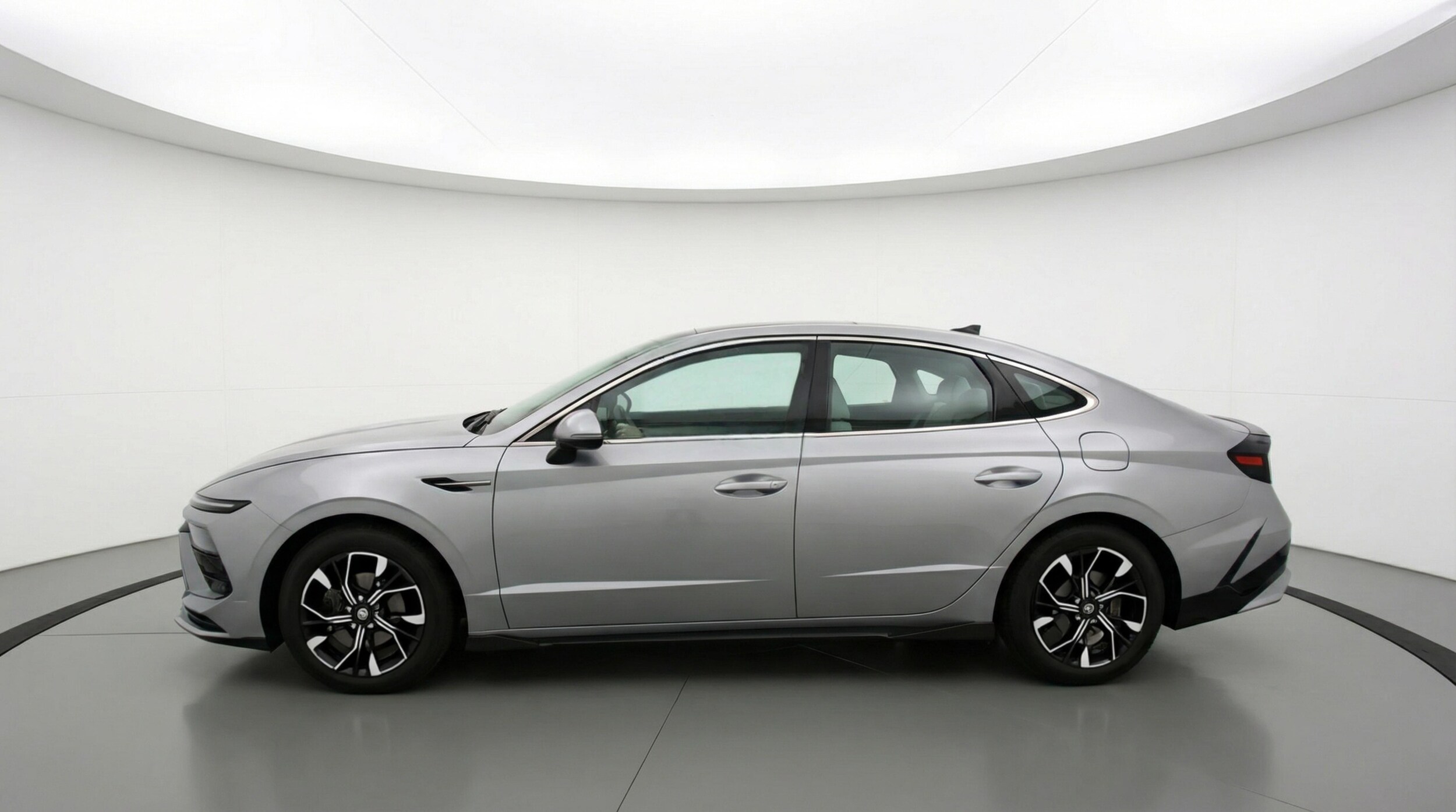 Thumbnail: 2025 Hyundai Sonata - 4