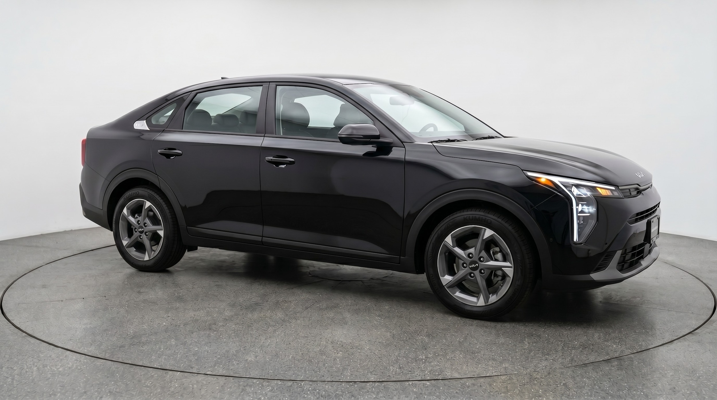 Thumbnail: 2026 Kia K4 - 1