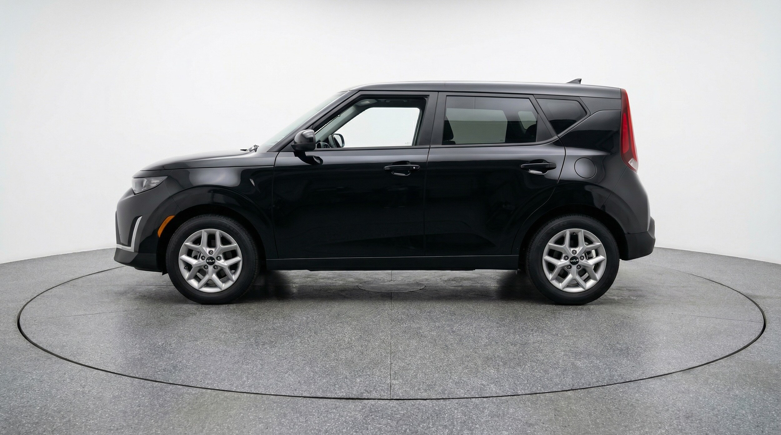 Thumbnail: 2025 Kia Soul - 4