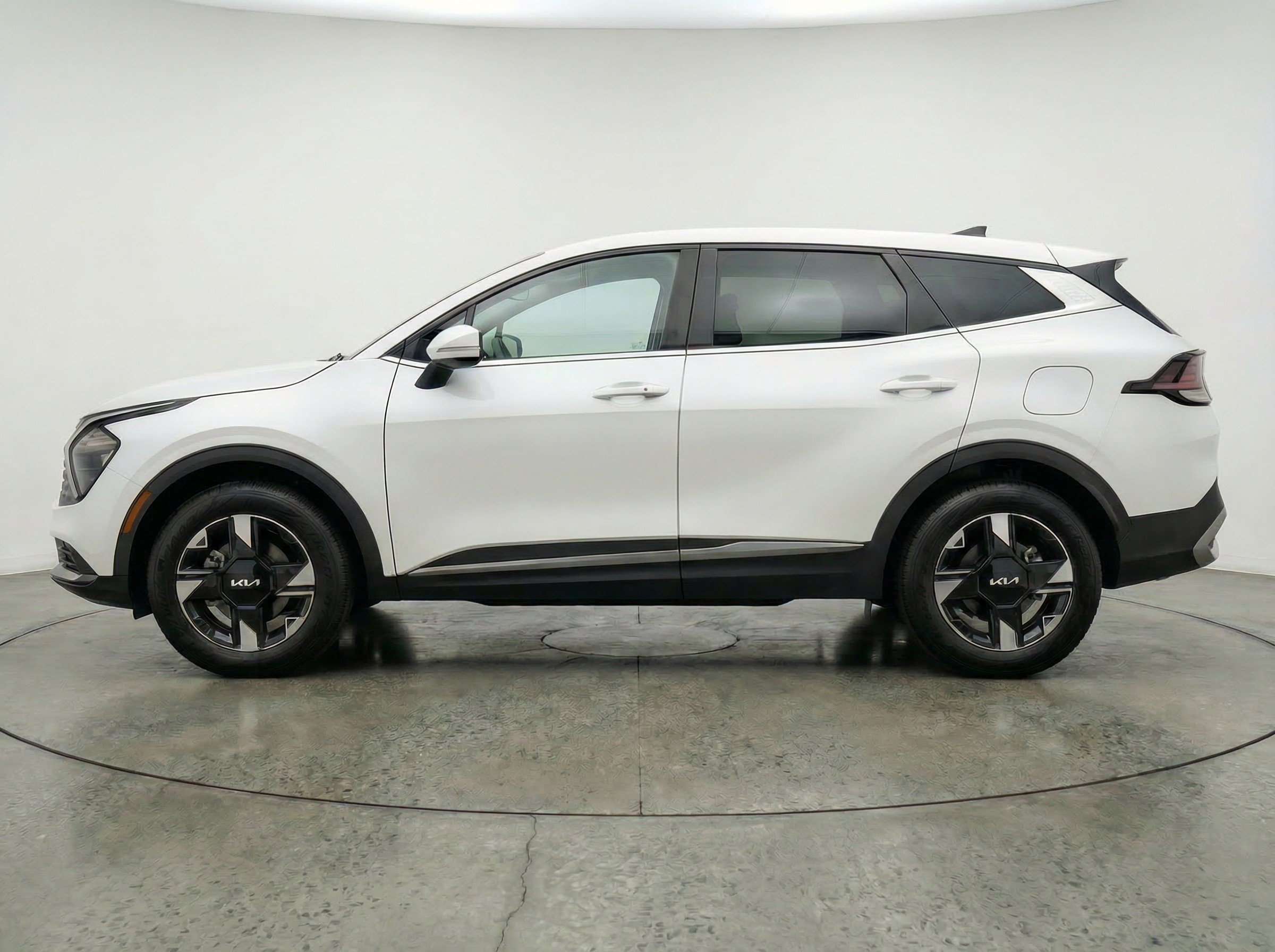 Thumbnail: 2026 Kia Sportage - 5