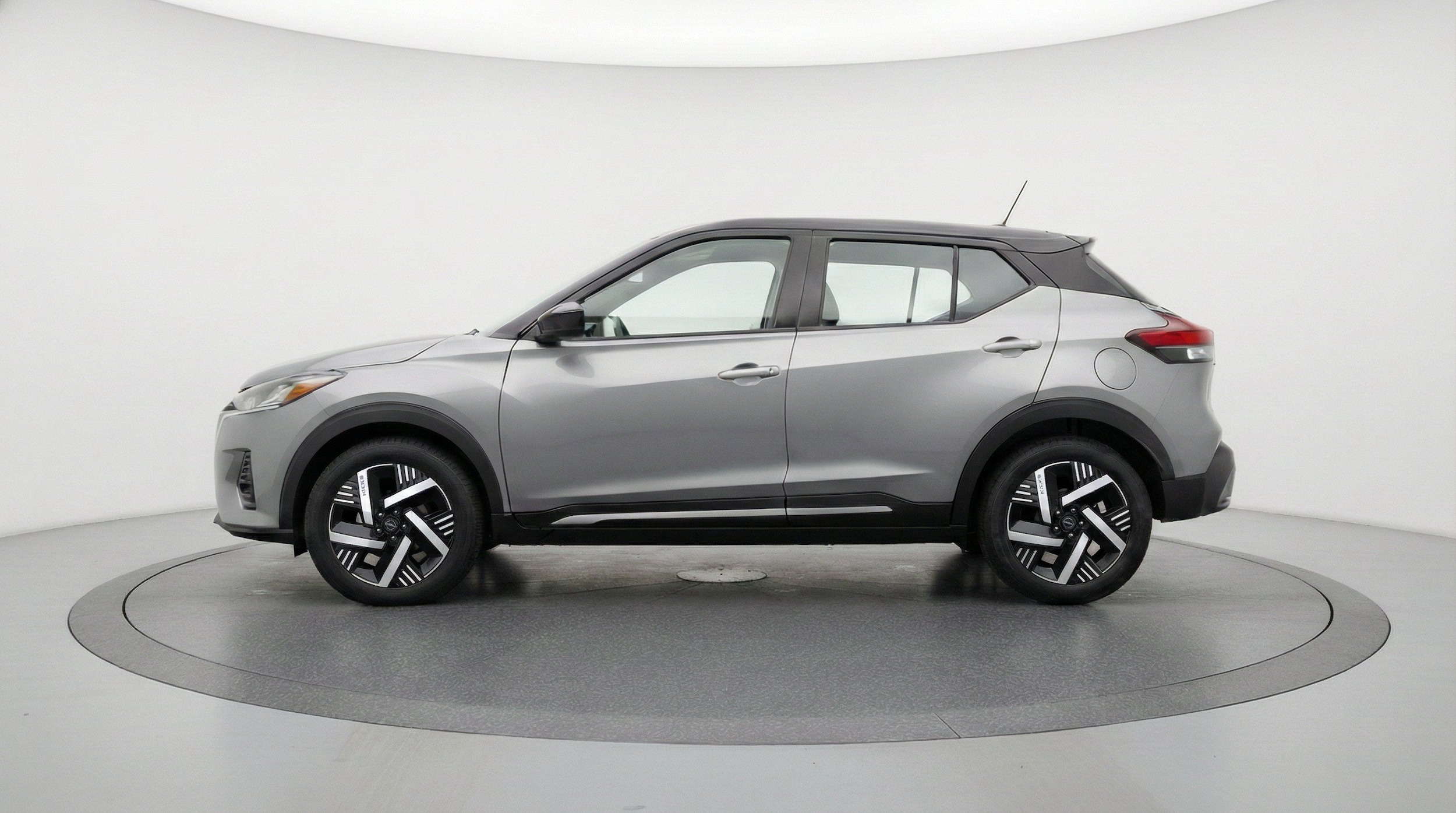 Thumbnail: 2026 Nissan Kicks - 5