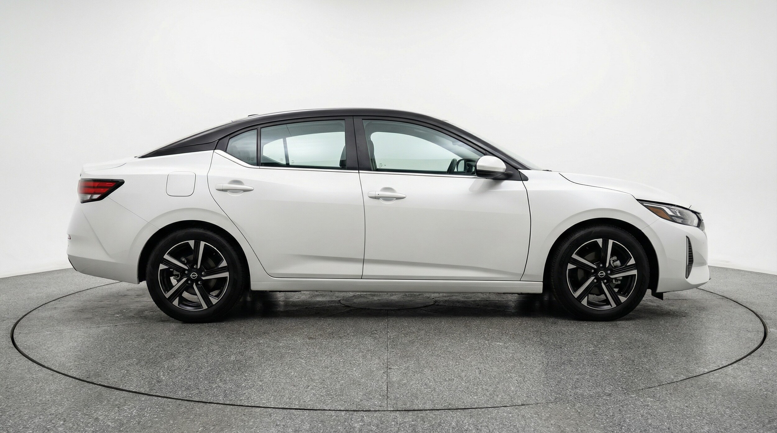 Thumbnail: 2025 Nissan Sentra - 8