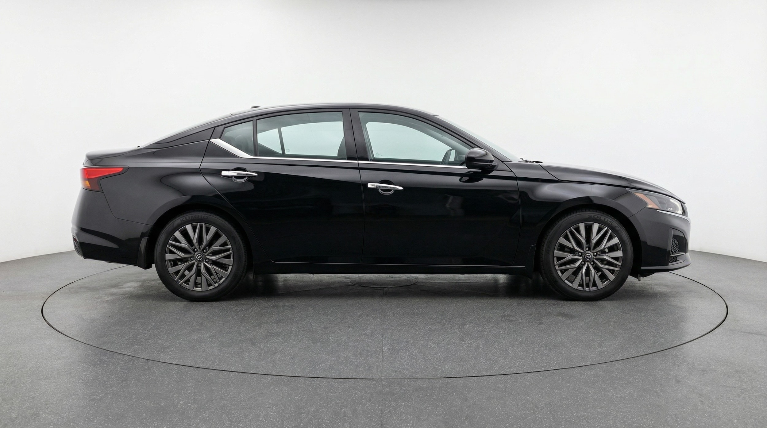 Thumbnail: 2025 Nissan Altima - 8