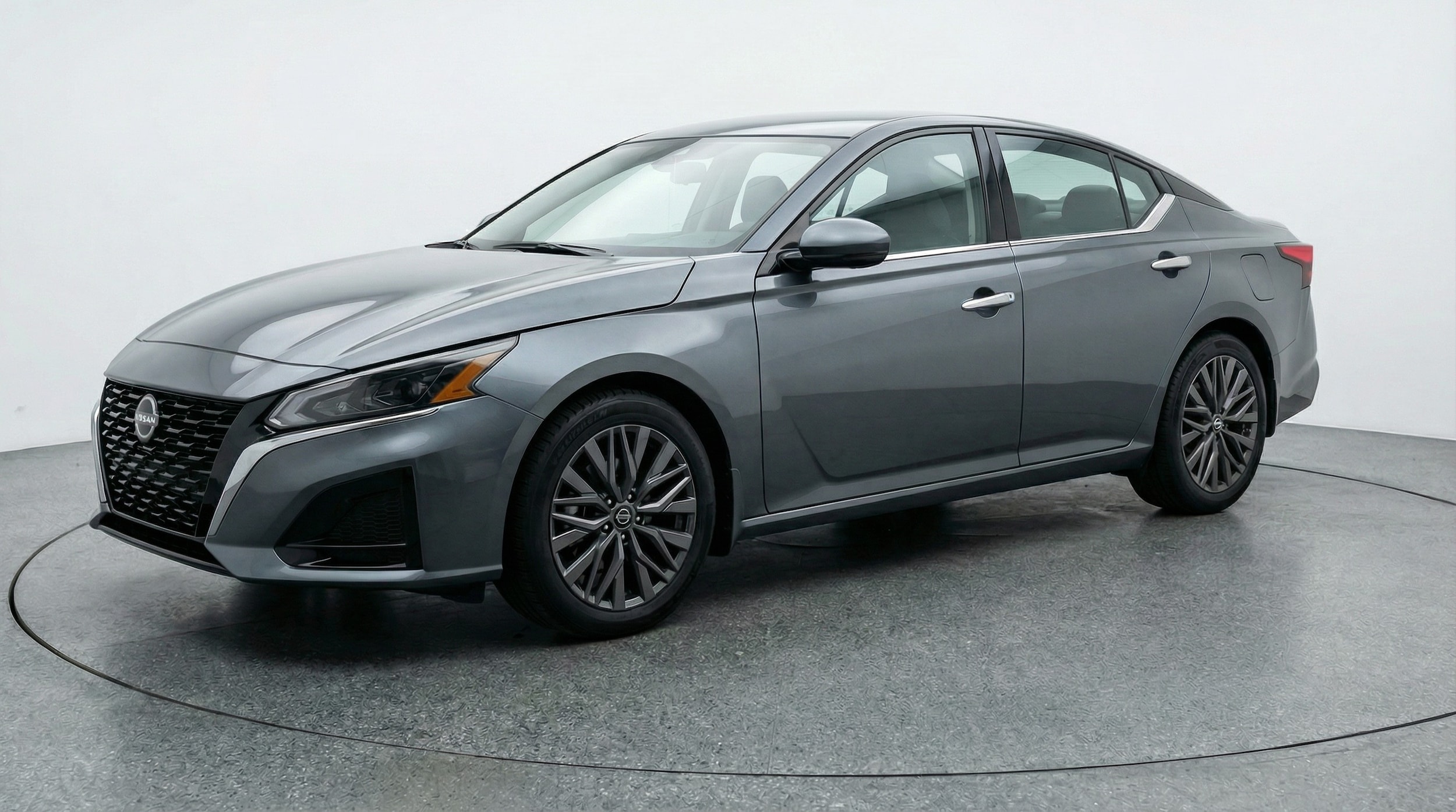 Thumbnail: 2025 Nissan Altima - 3