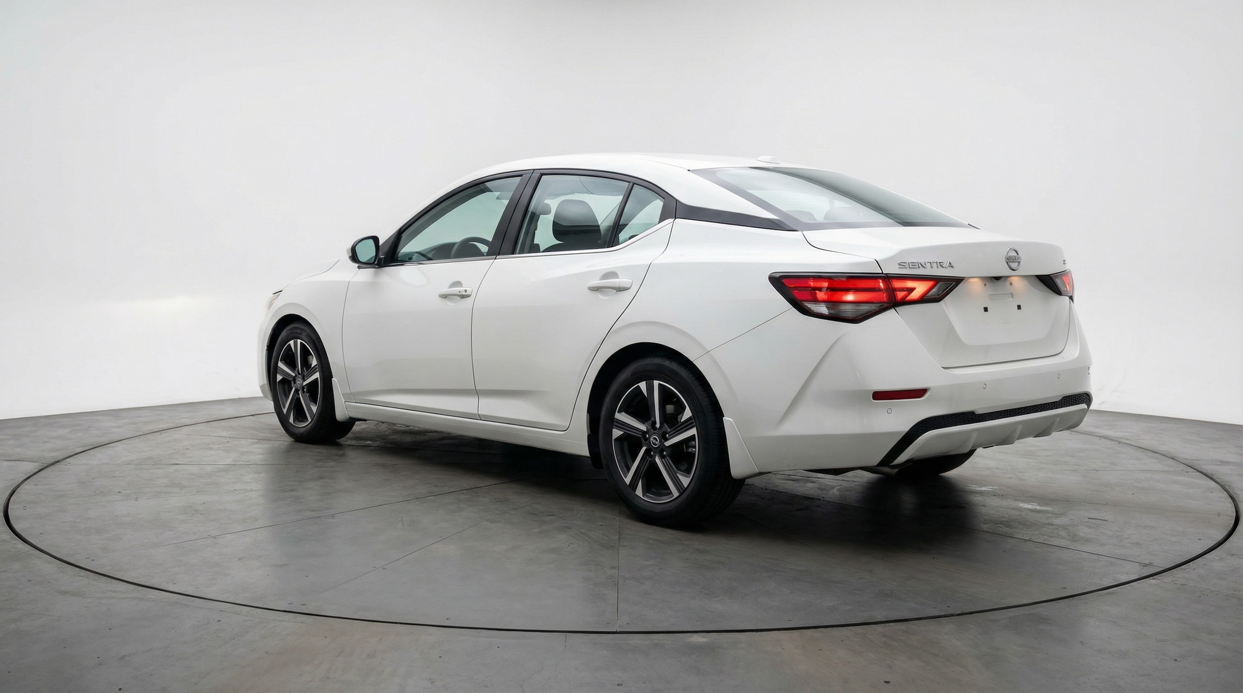 Thumbnail: 2025 Nissan Sentra - 5