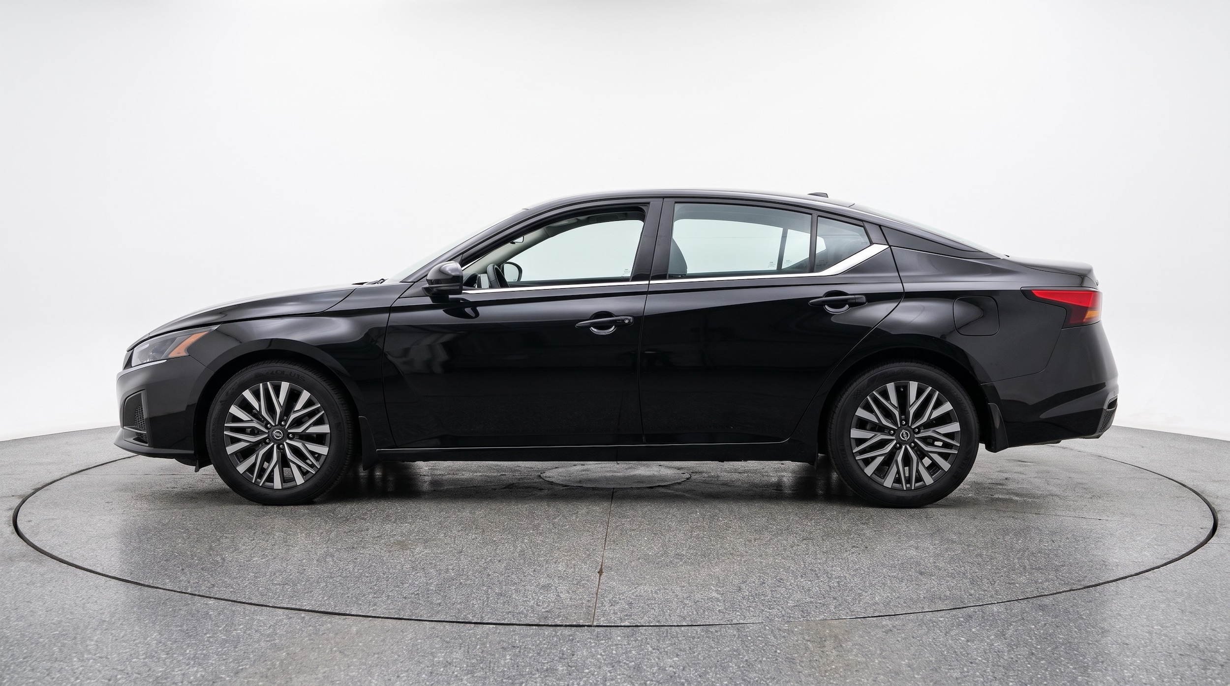 Thumbnail: 2026 Nissan Altima - 4