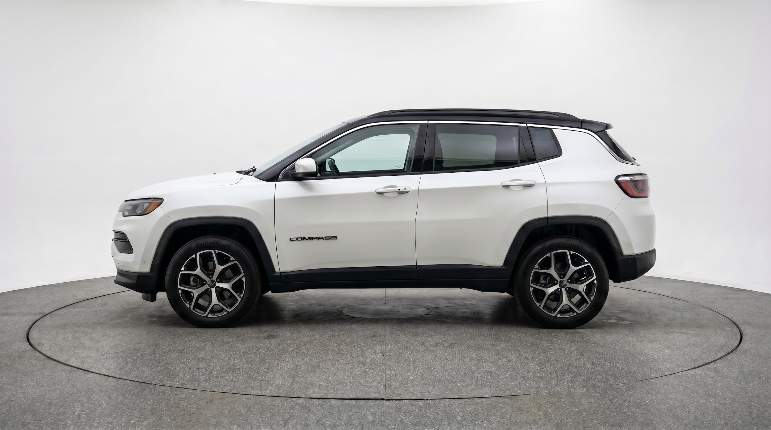 Thumbnail: 2025 Jeep Compass - 4