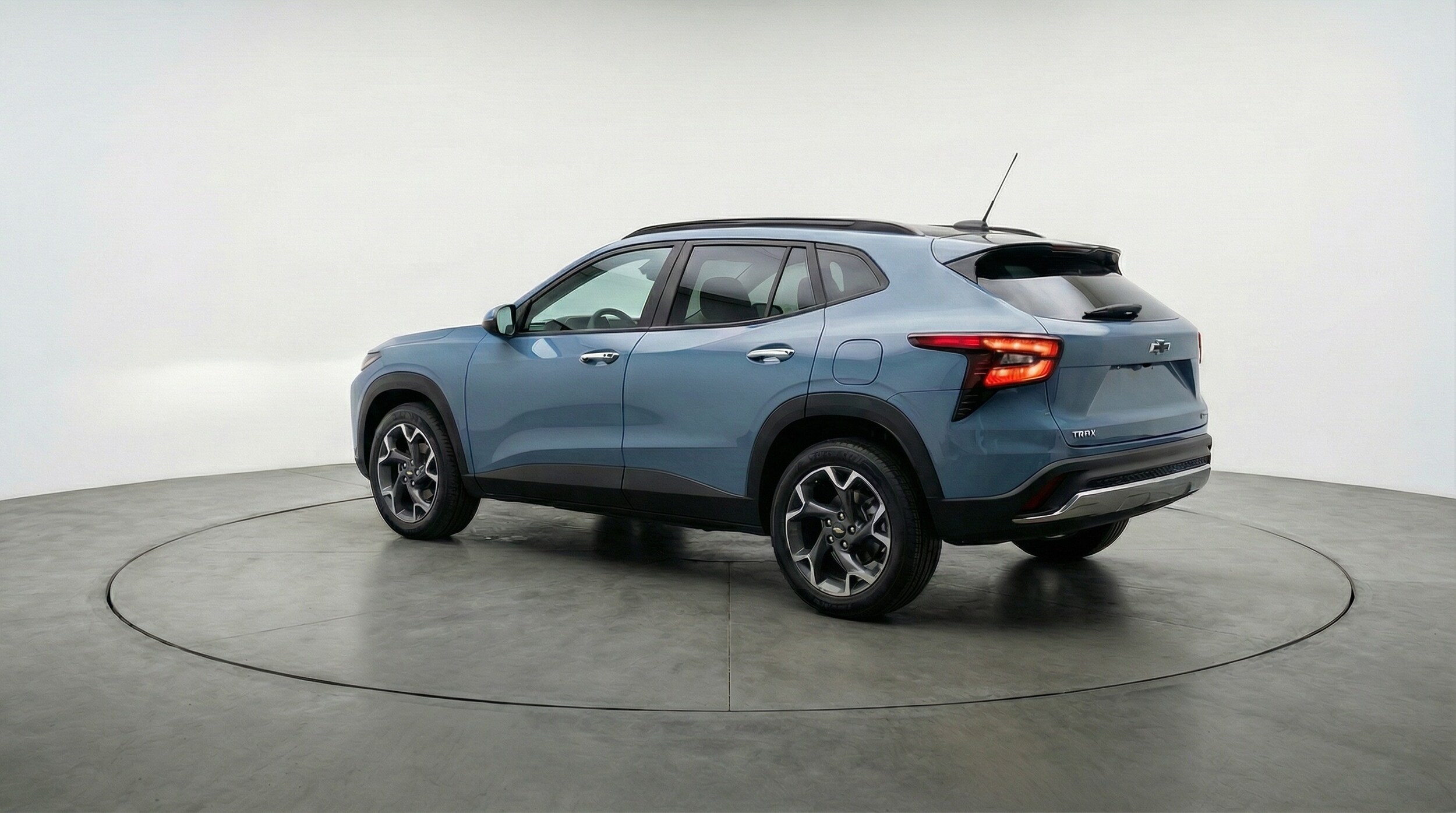 Thumbnail: 2025 Chevrolet Trax - 5