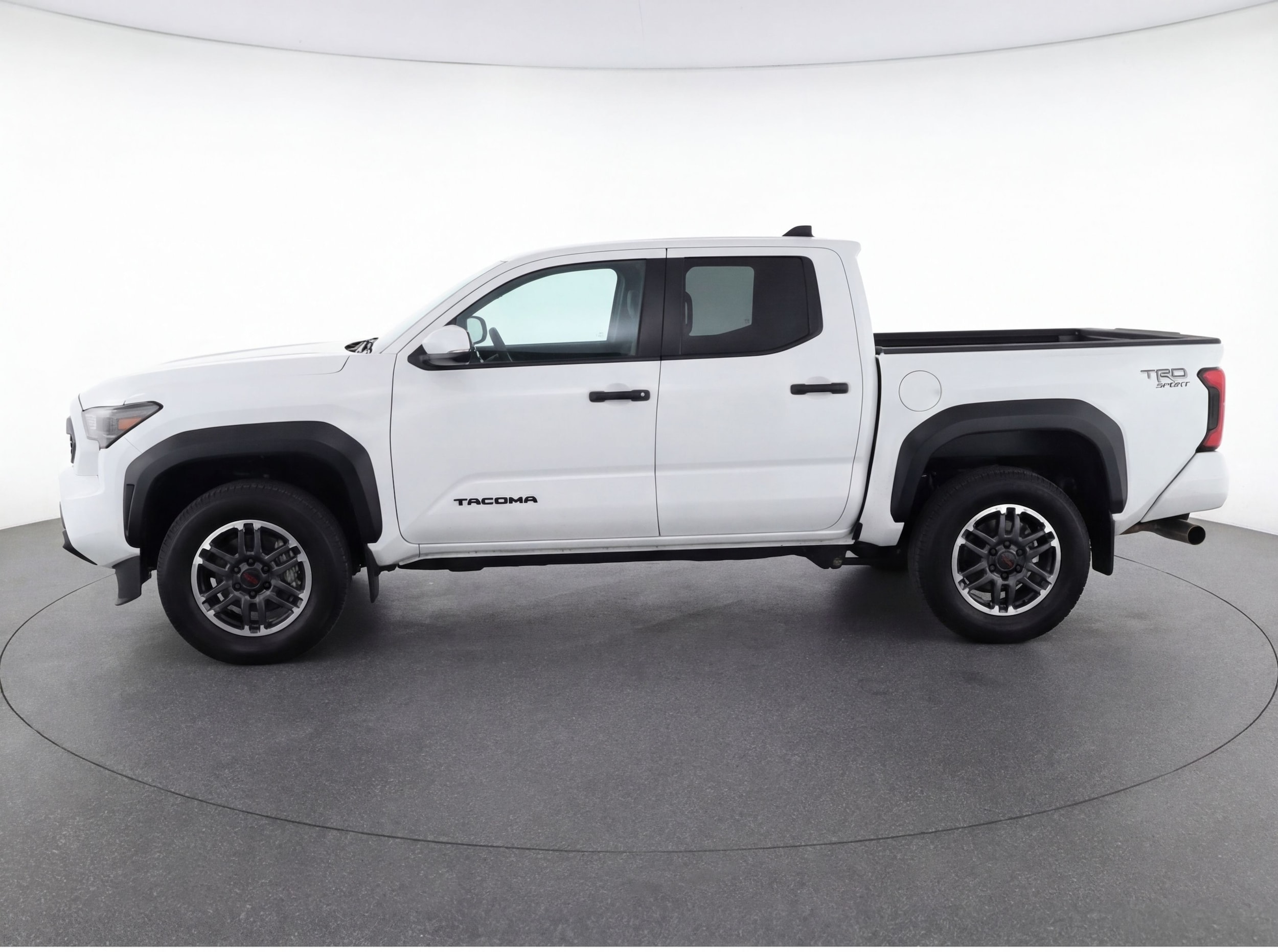 Thumbnail: 2024 Toyota Tacoma - 4